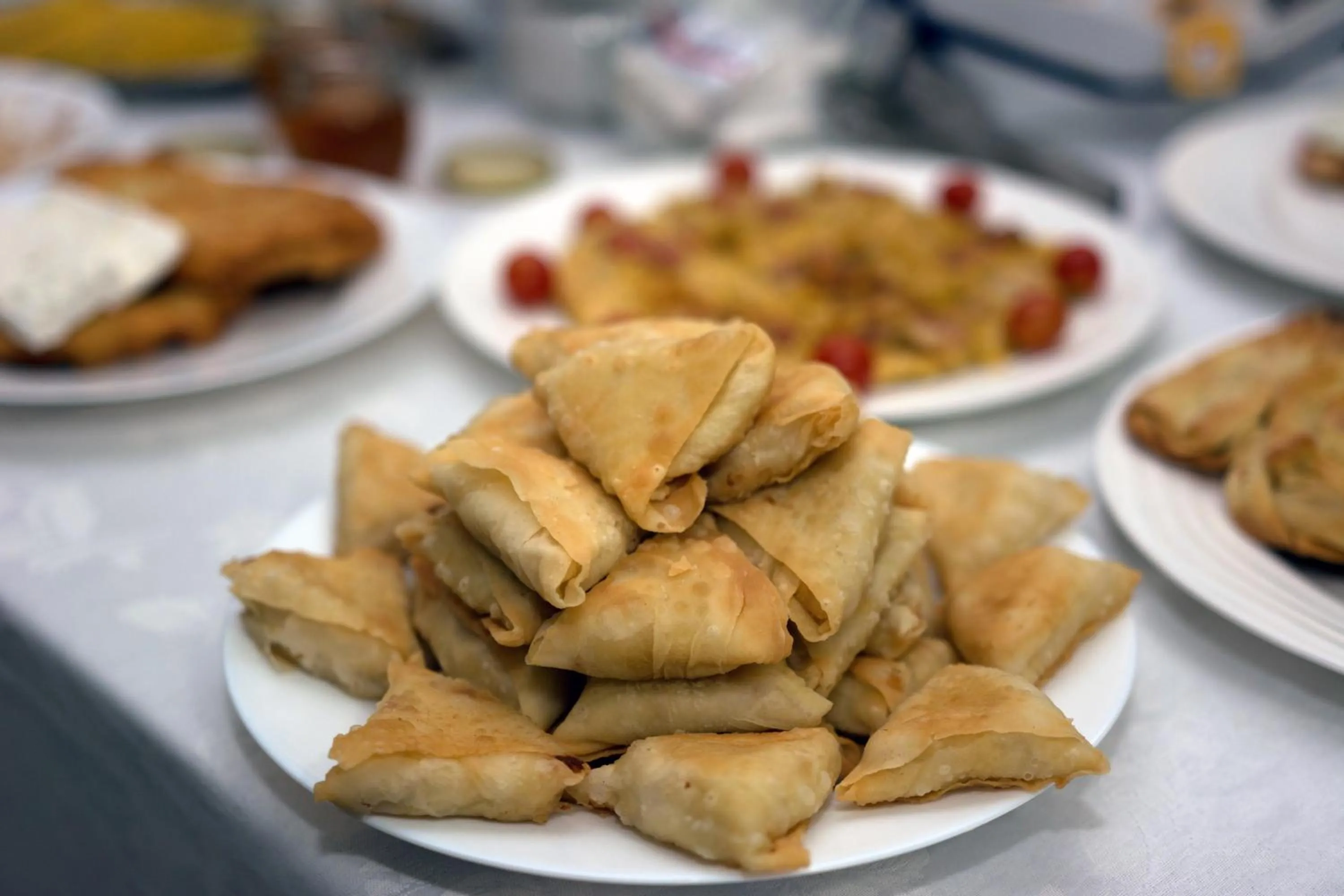 Food and drinks in Kallisti Studios & Apartments