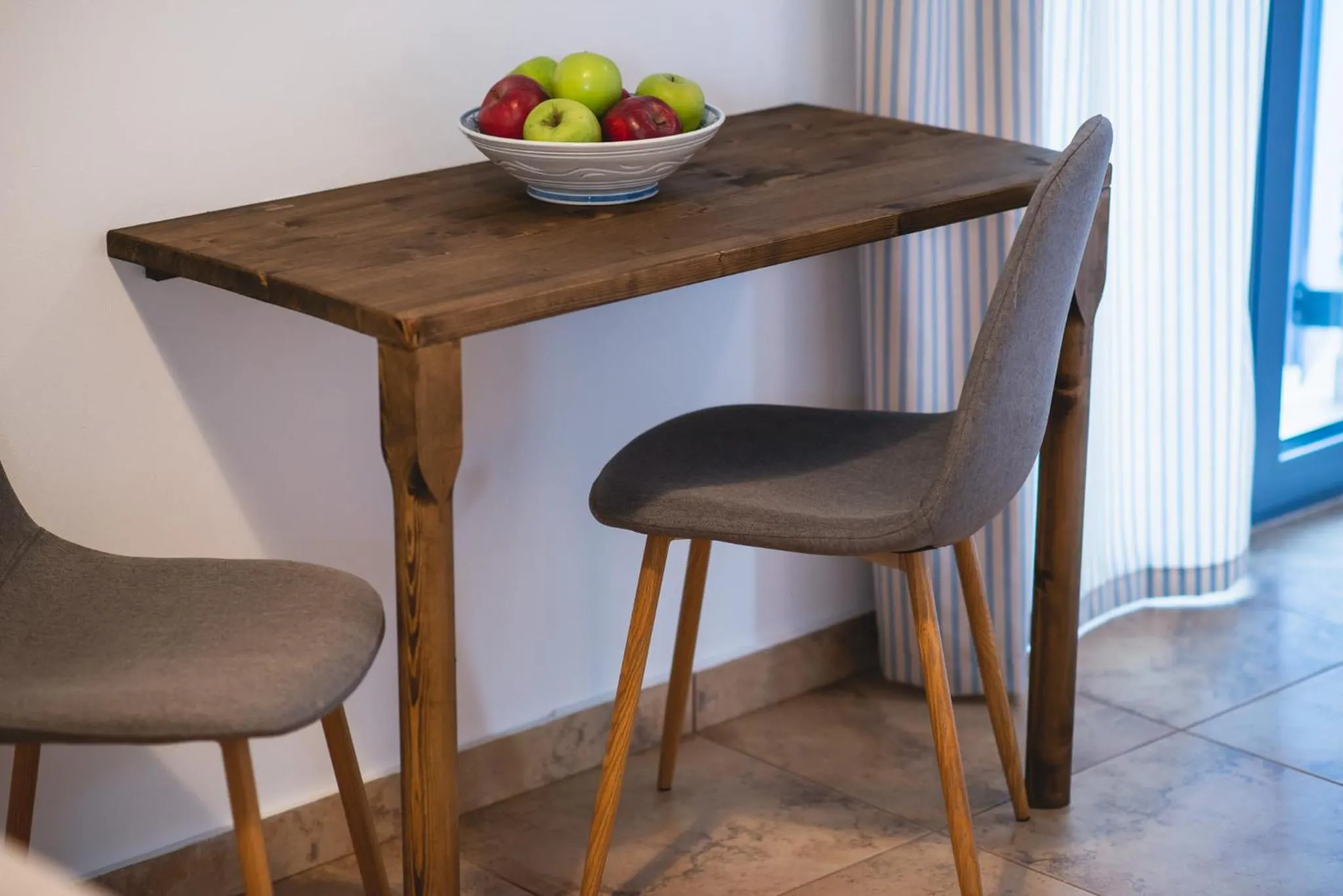 Dining area in Kallisti Studios & Apartments