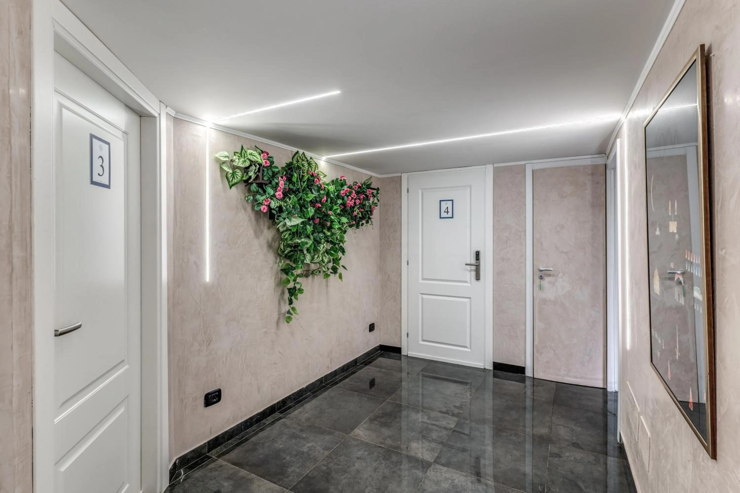 Lobby or reception in Operà Suites Pinciana