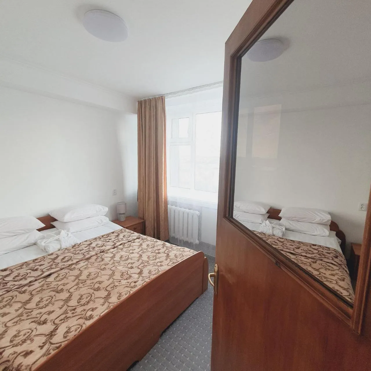 Bedroom, Bed in Aktobe Hotel