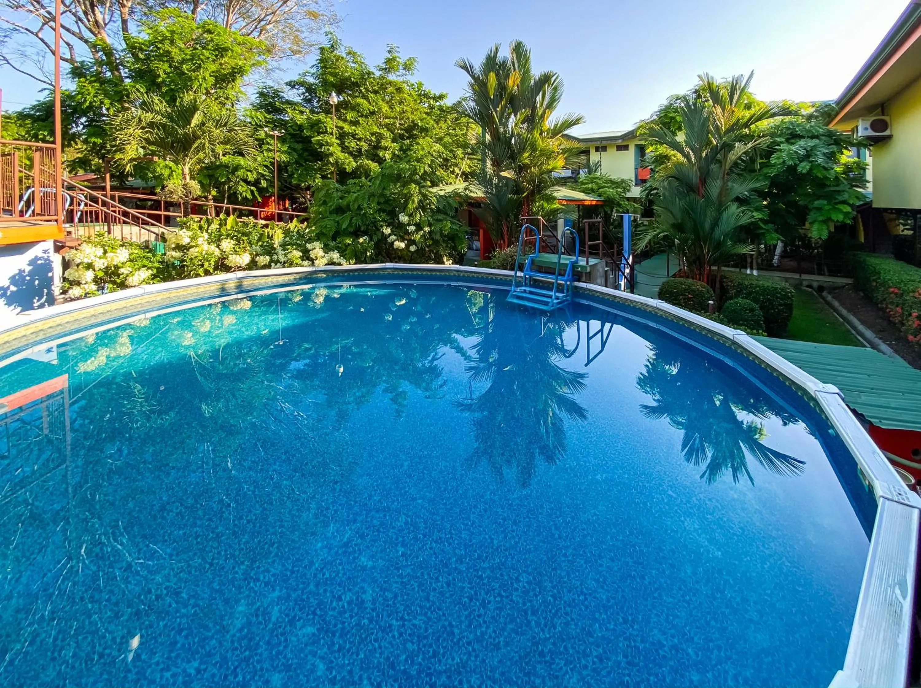 Swimming pool in Hotel Cabinas el Tecal