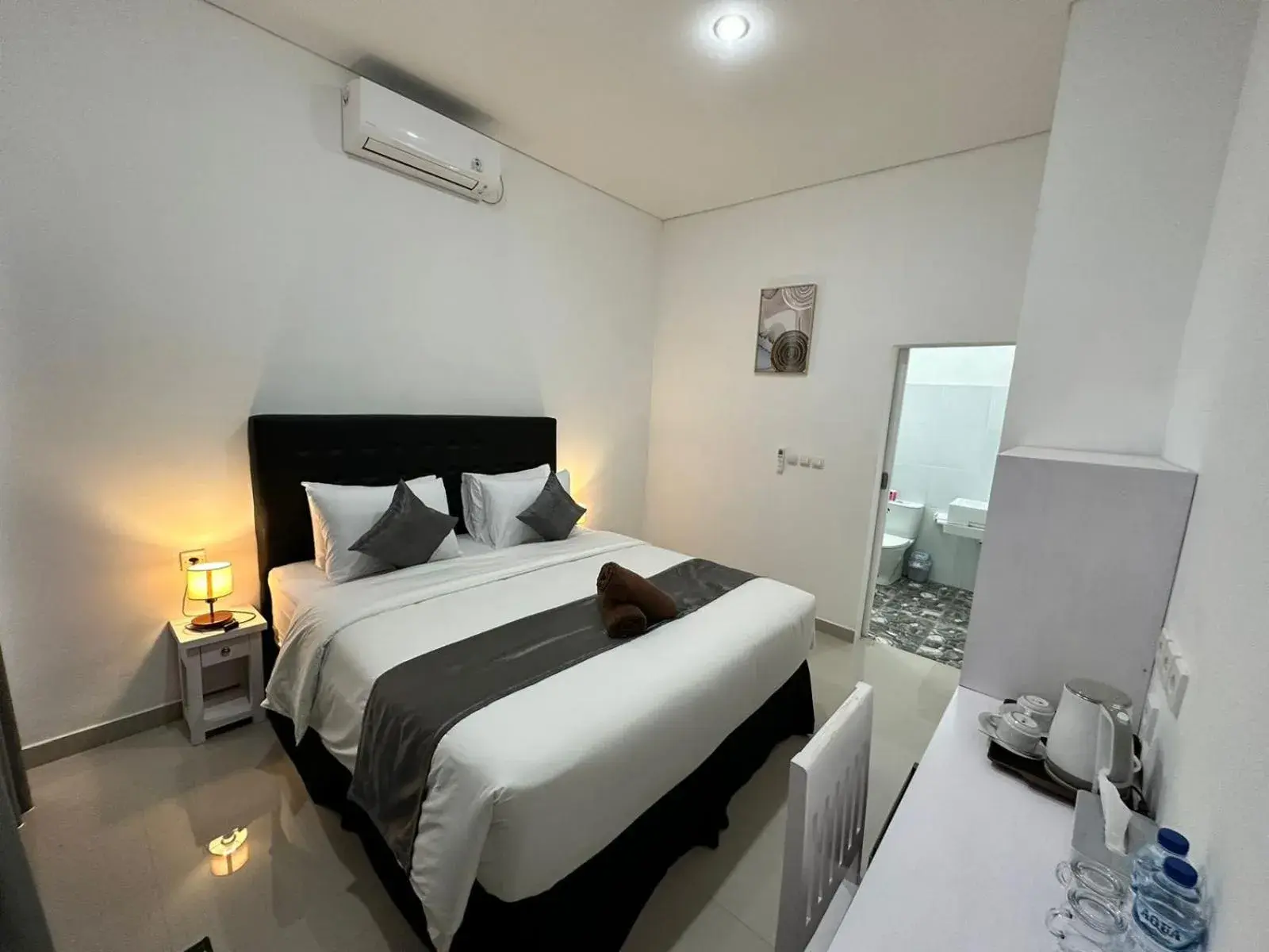 Deluxe Double Room with Balcony and Sea View in Ocean Villa Dive Resort - Tulamben Deluxe Double Room with Balcony and Sea View in Ocean Villa Dive Resort - Tulamben