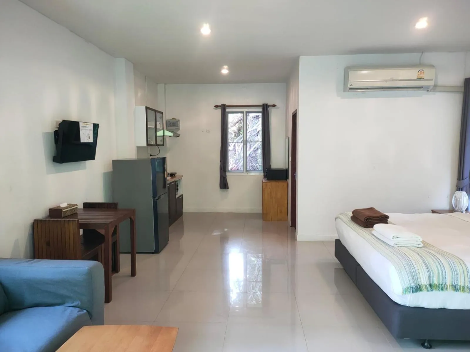 Bed in Phangan Akuna