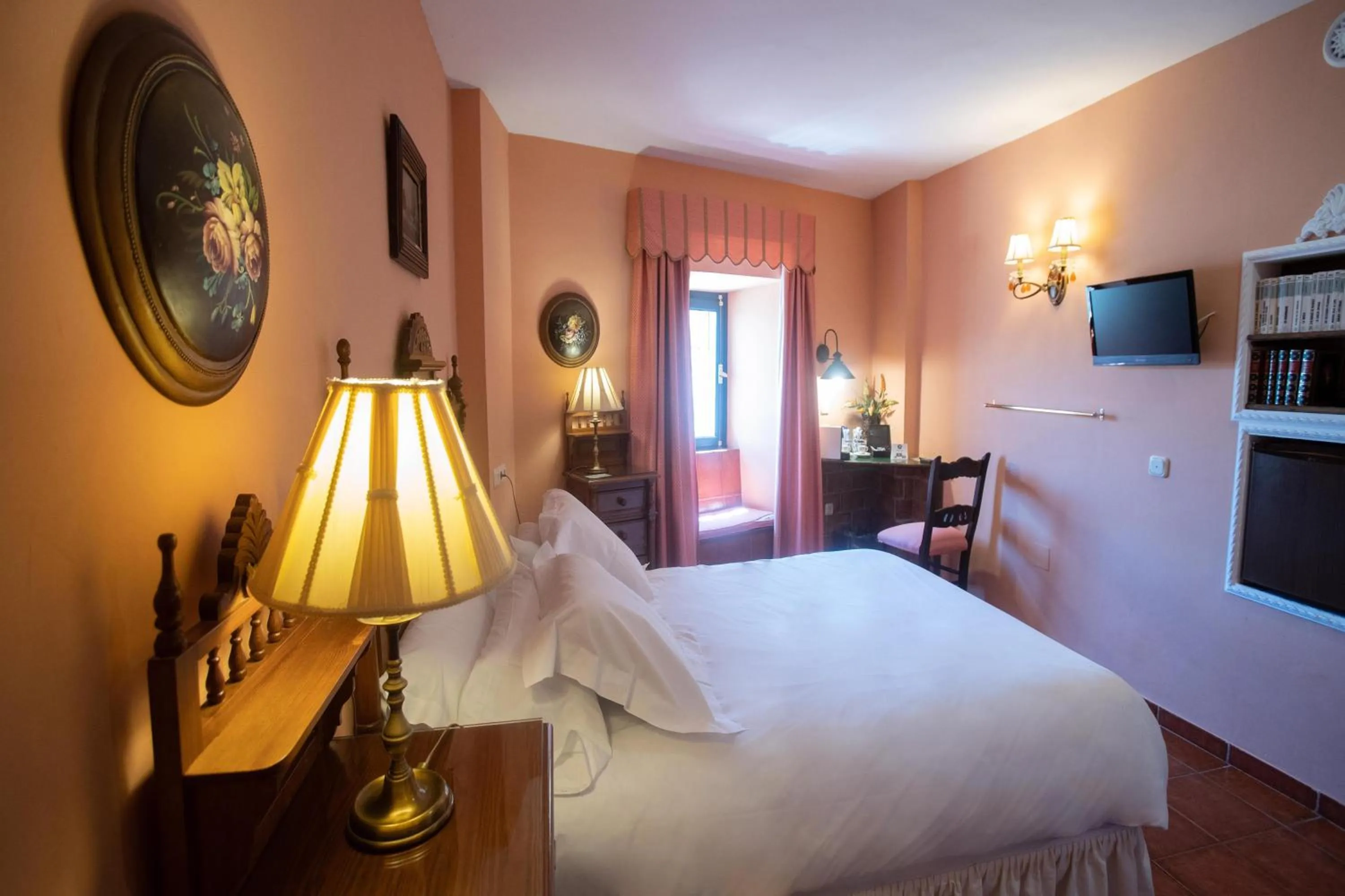 Photo of the whole room, Bed in Hotel Soho Boutique Palacio San Gabriel