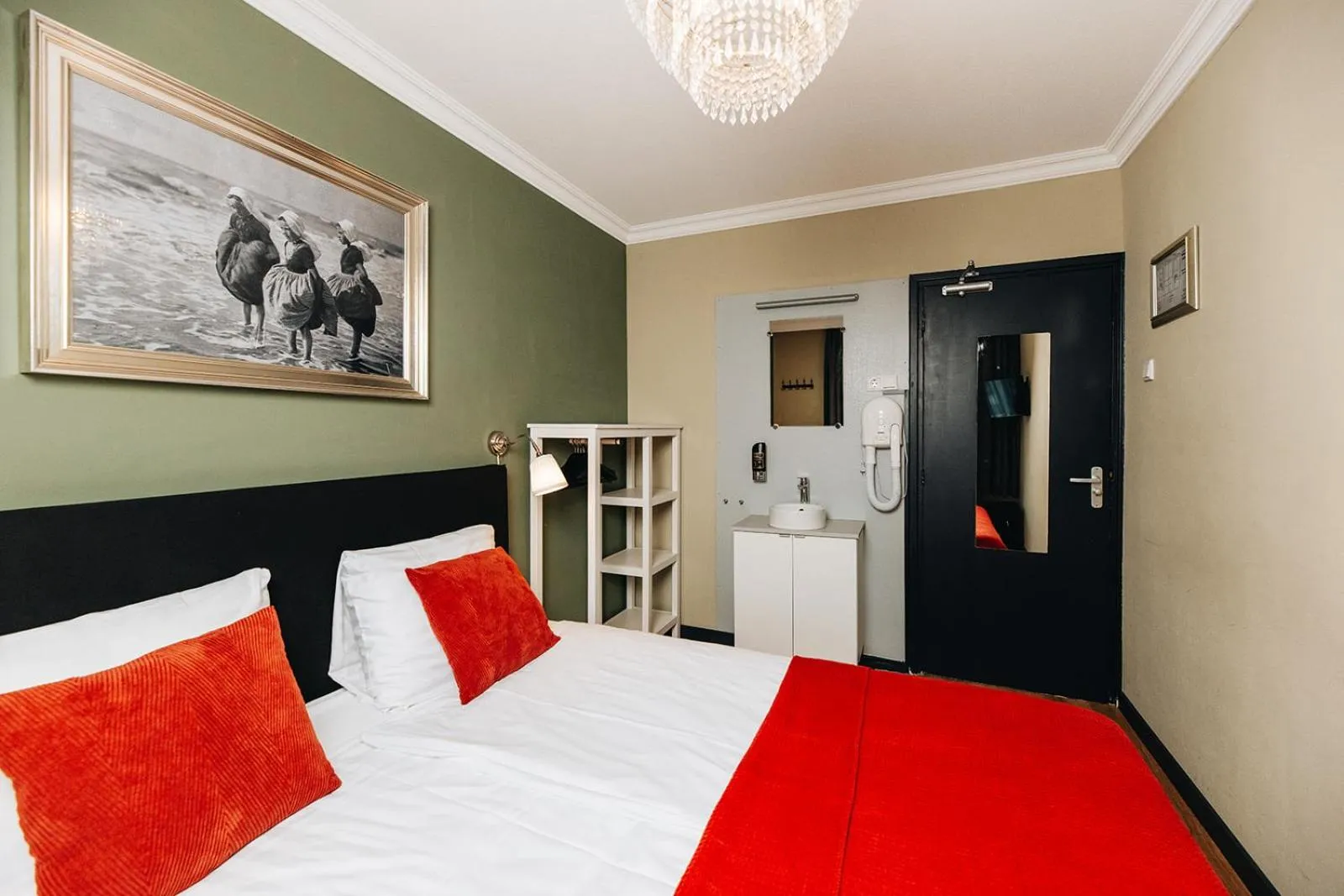 Bed in Hotel Renesse