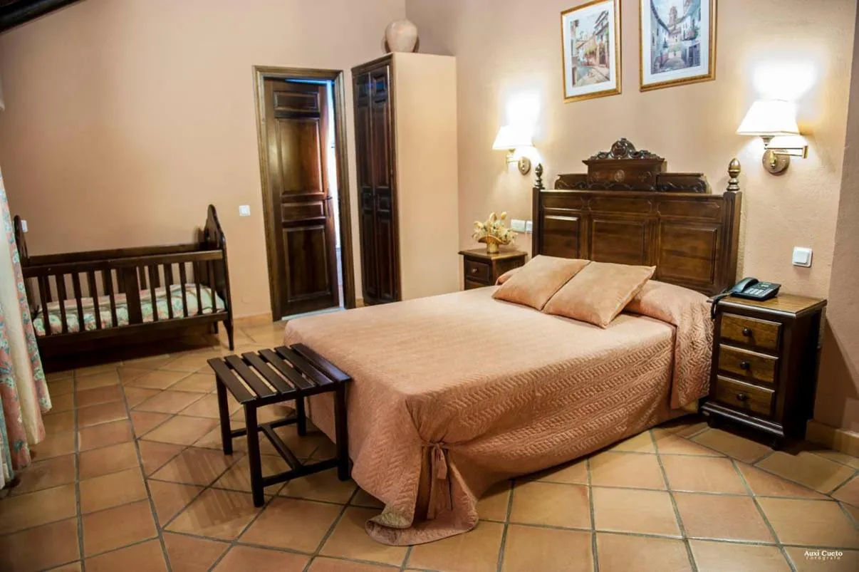 Photo of the whole room in Casa Grande de El Burgo