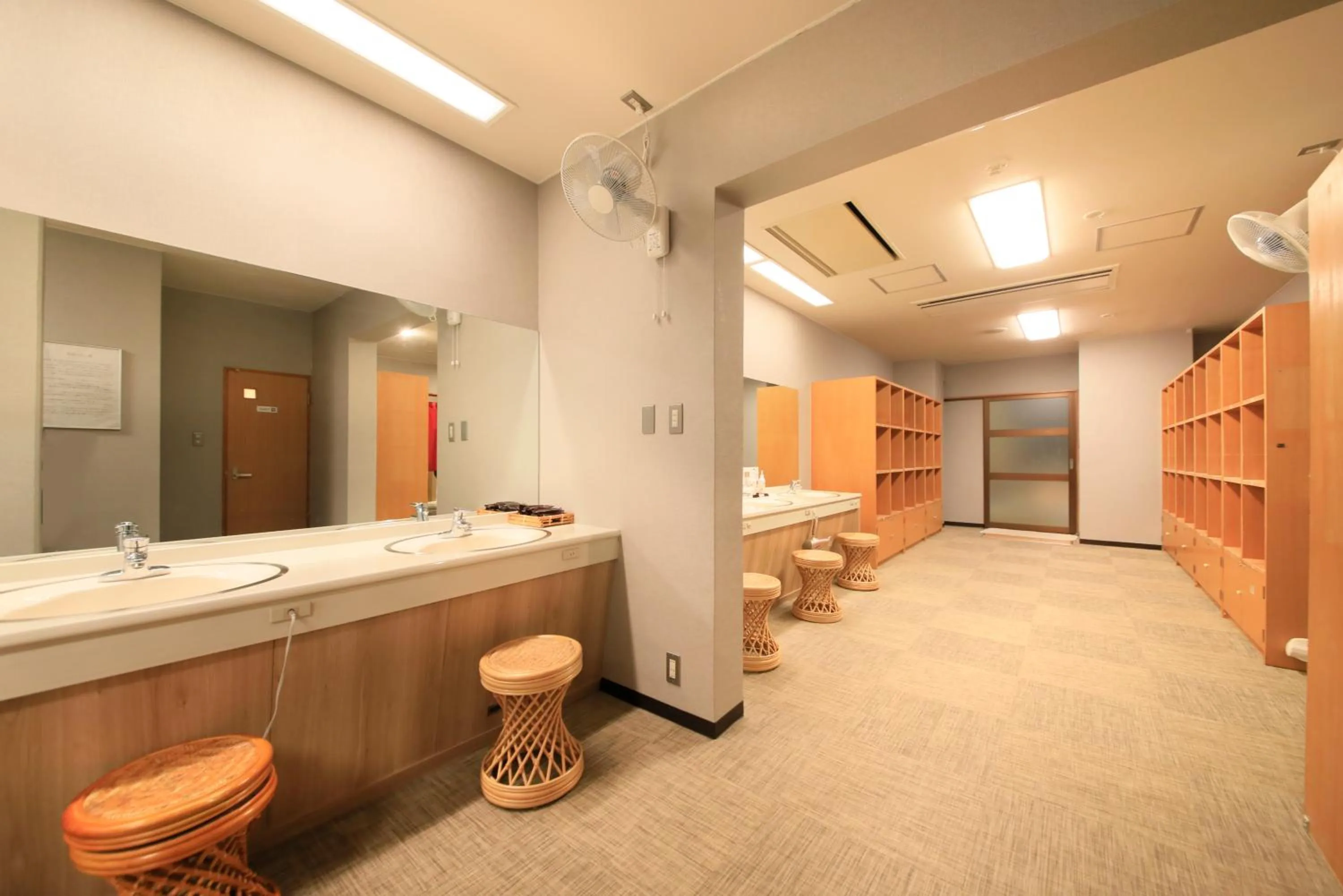 Hot Spring Bath in Hotel Kamogawaso