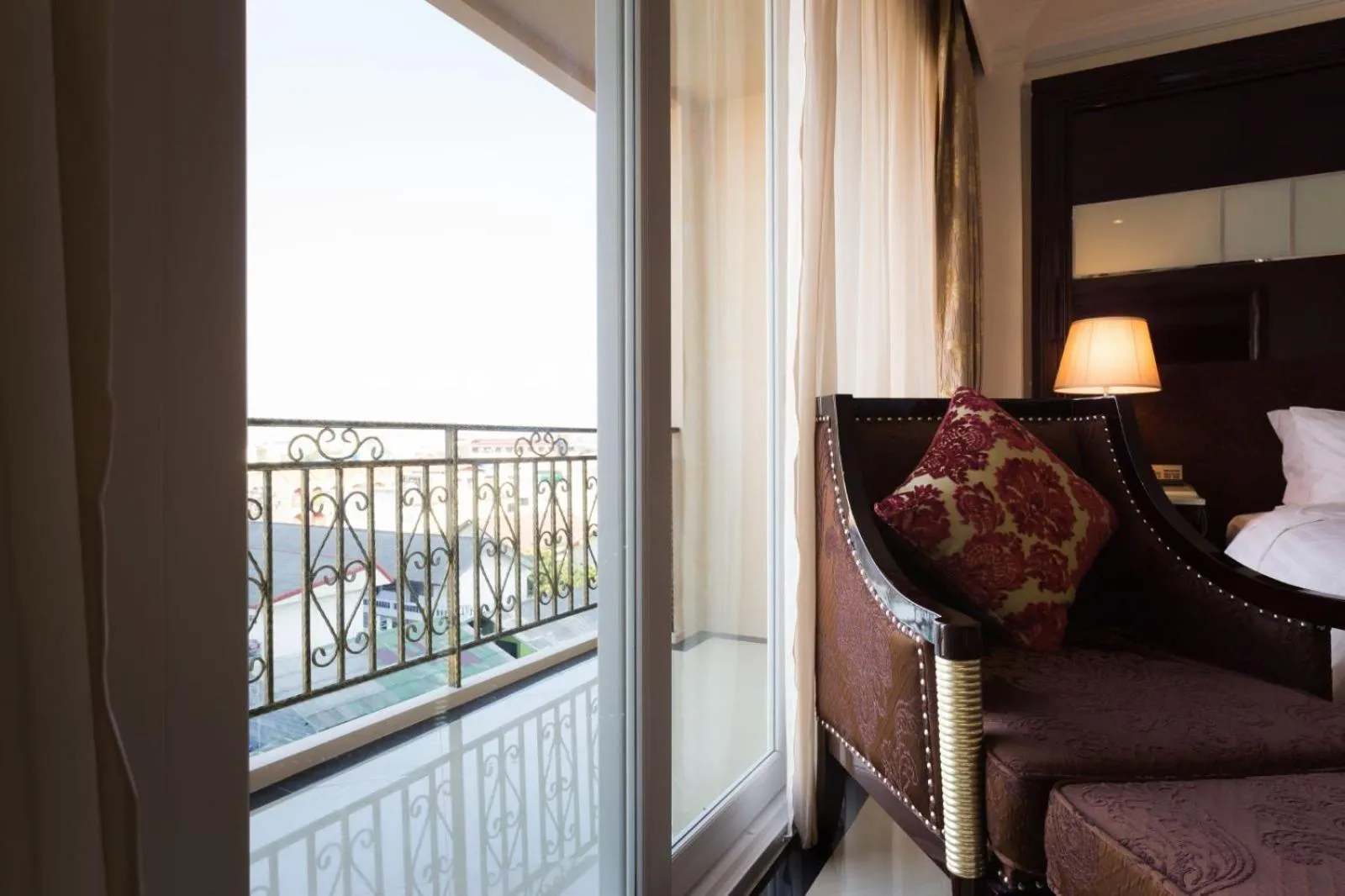 Balcony/Terrace, Bed in LK President