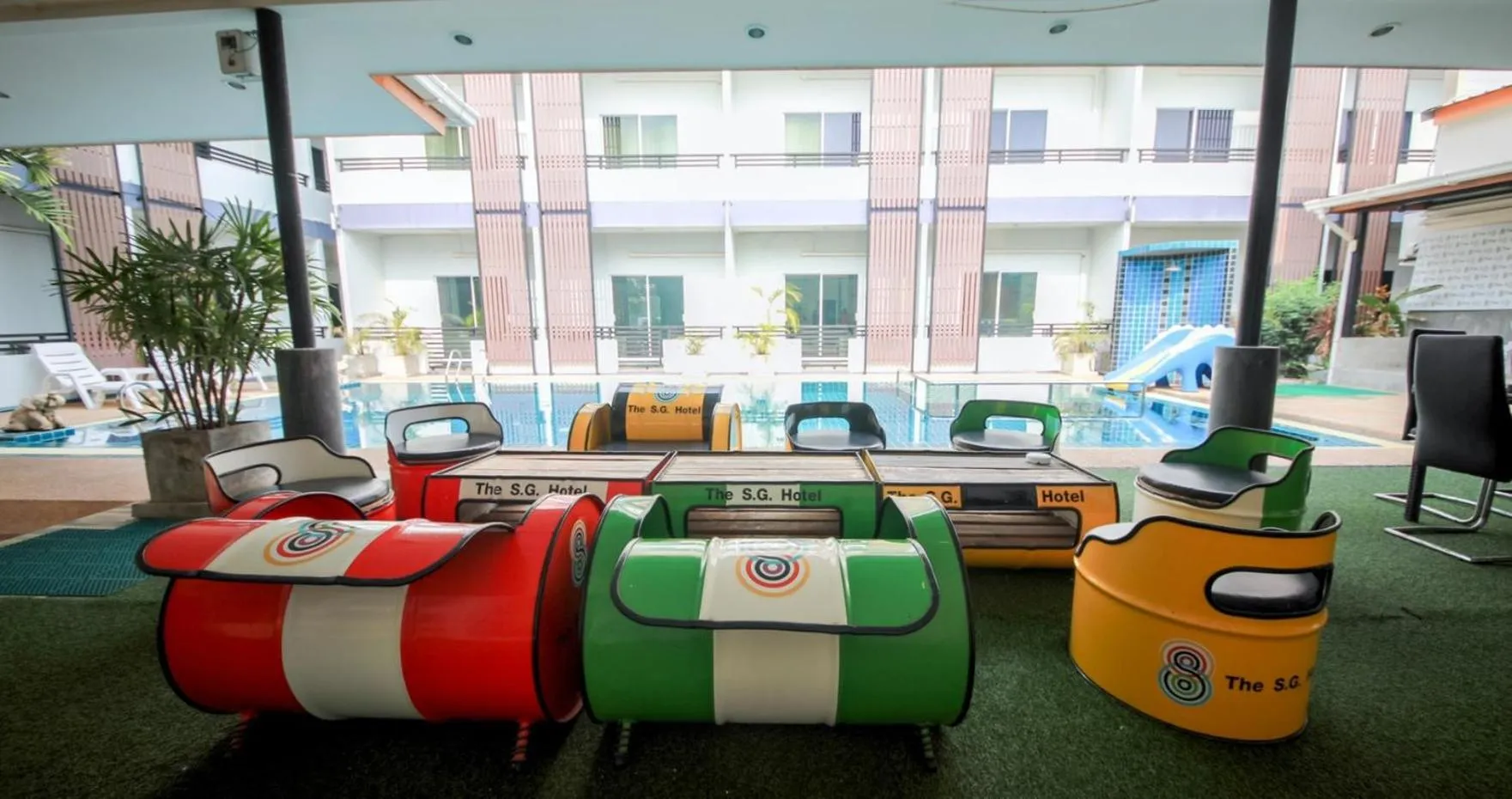 Seating area in The S.G Hotel