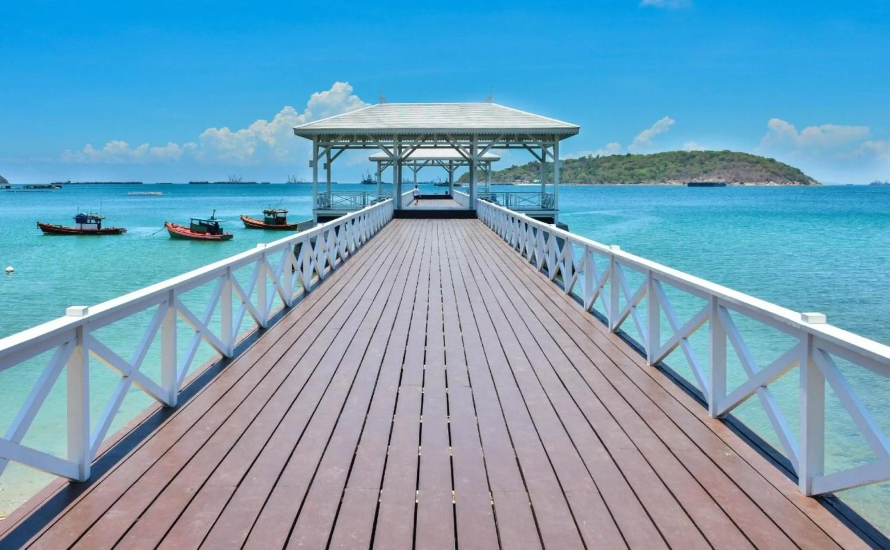 Nearby landmark in Somewhere Koh Sichang