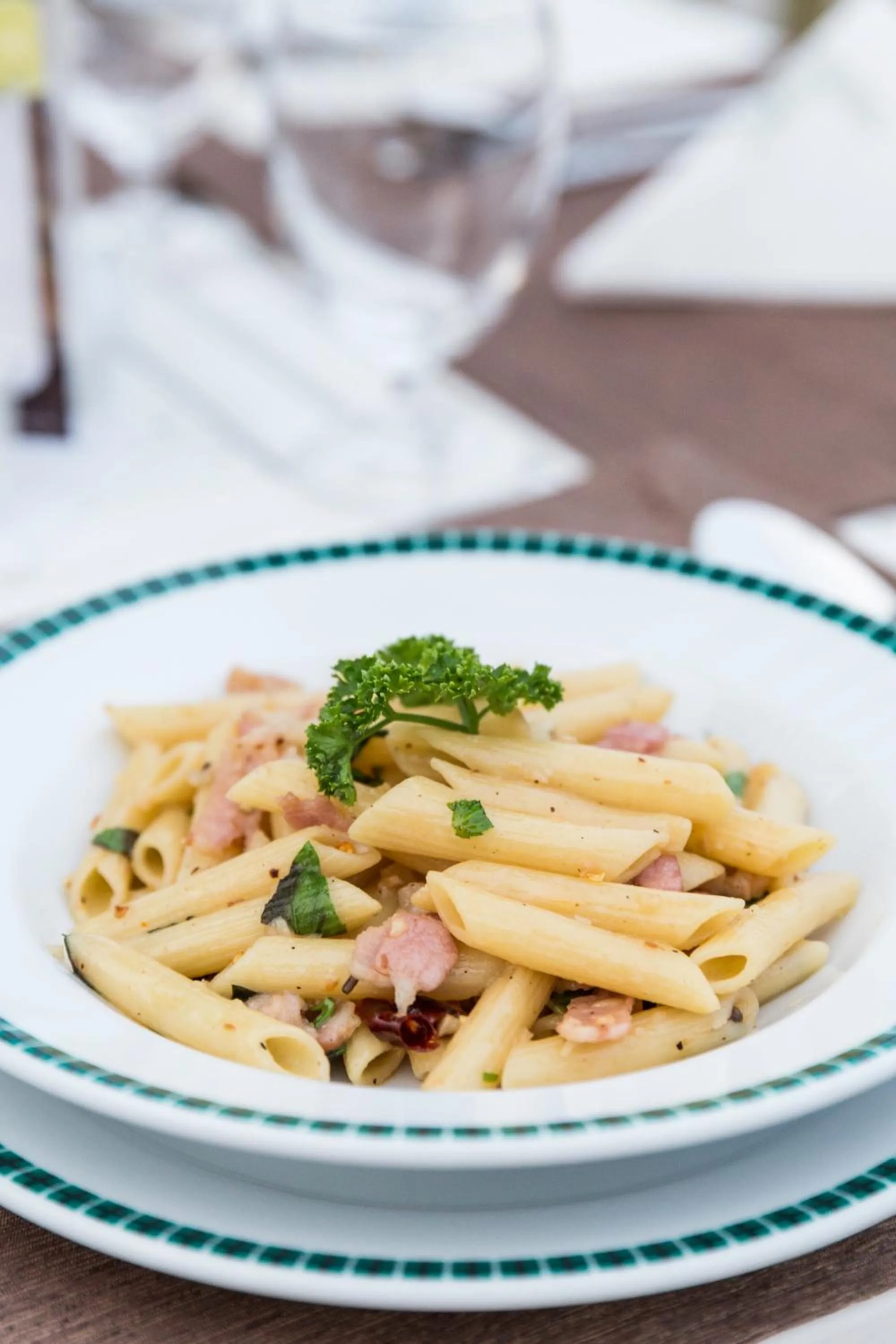 Restaurant/places to eat in Somewhere Koh Sichang