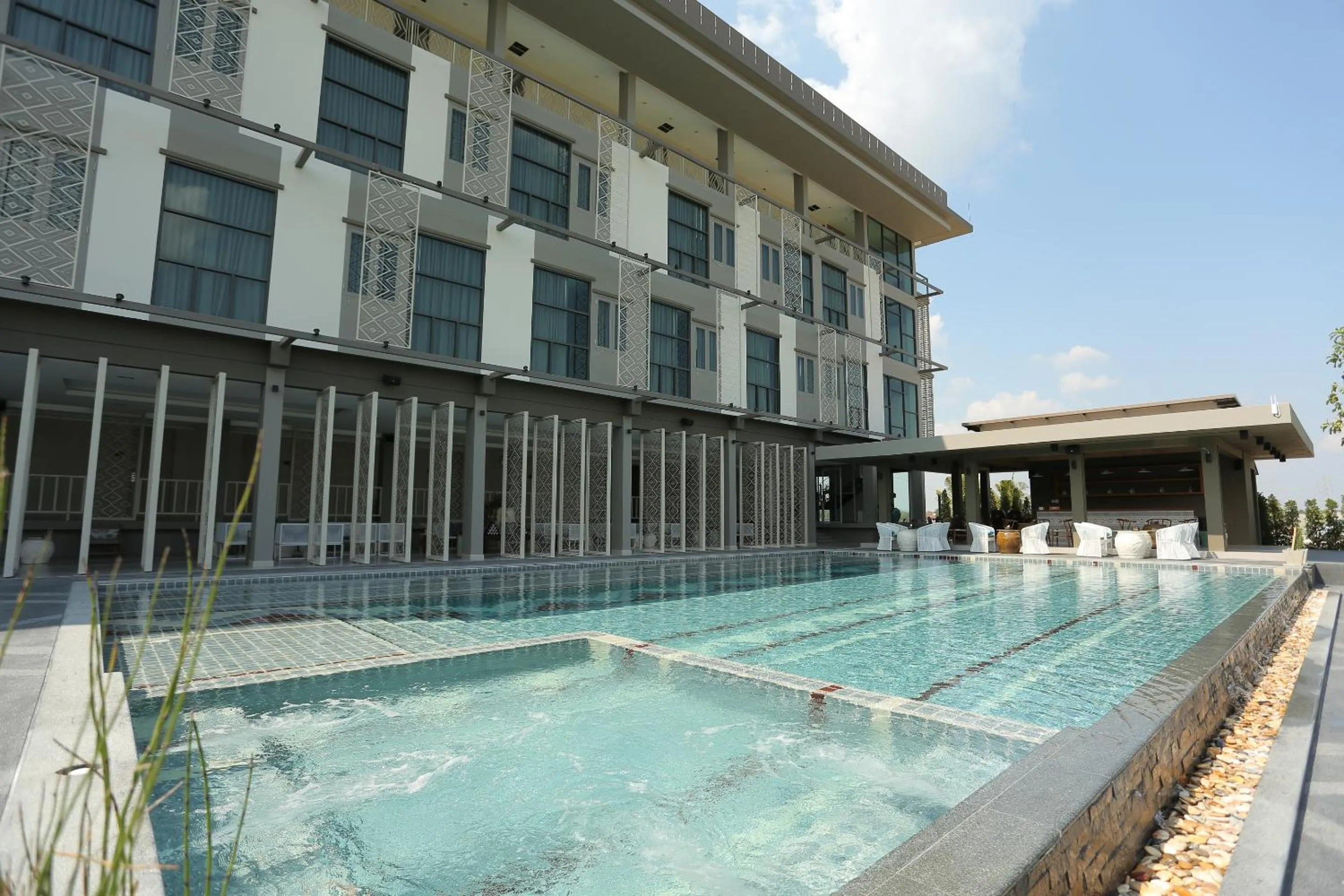 Swimming pool in Navela Hotel & Convention