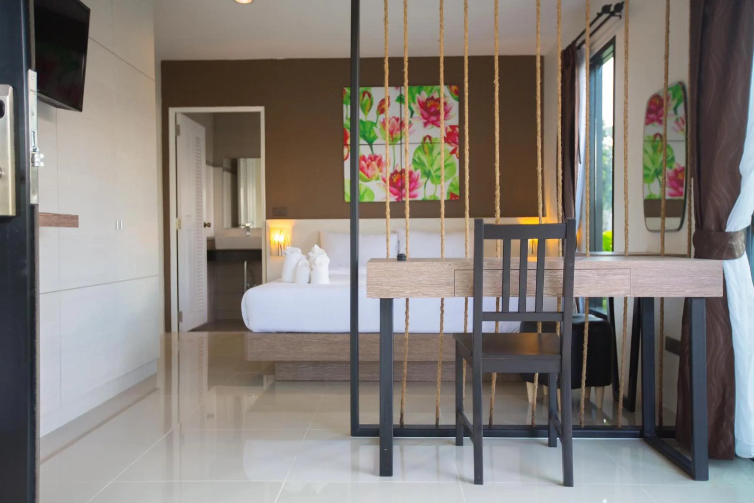 Bed in Bua Tara Resort