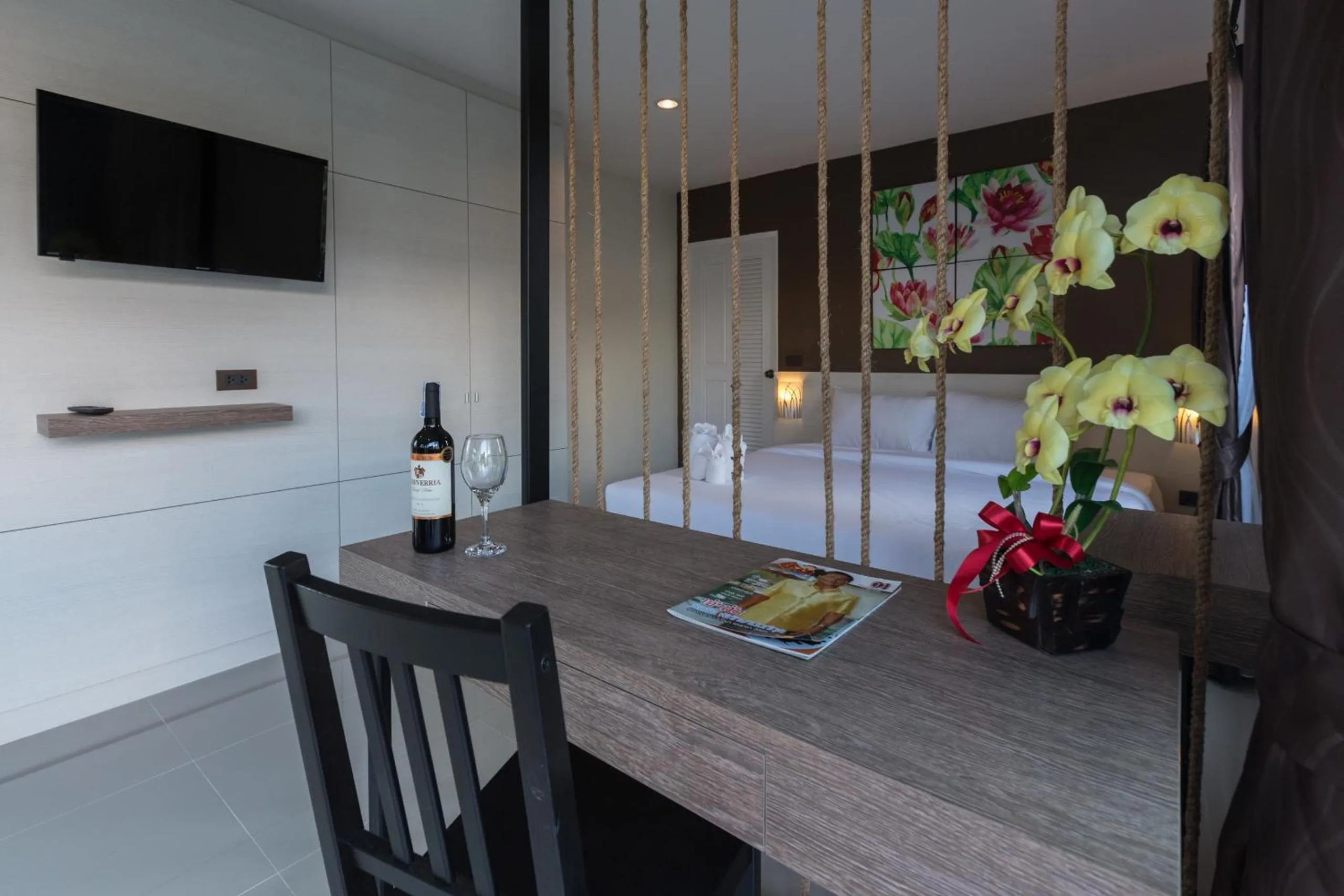 Bed in Bua Tara Resort