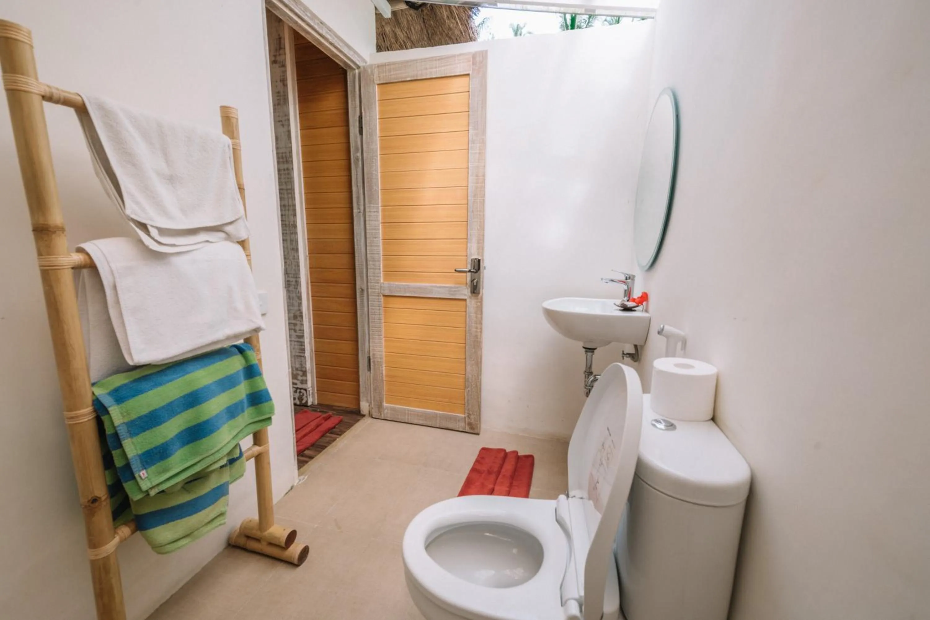 Toilet in Bersila La Maison Du Bonheur
