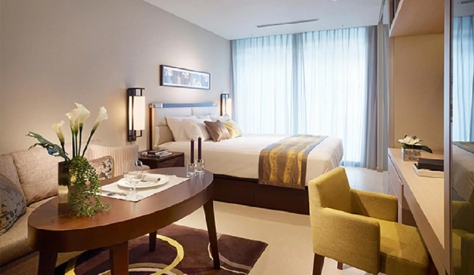 Photo of the whole room, Bed in Oakwood Premier Tokyo