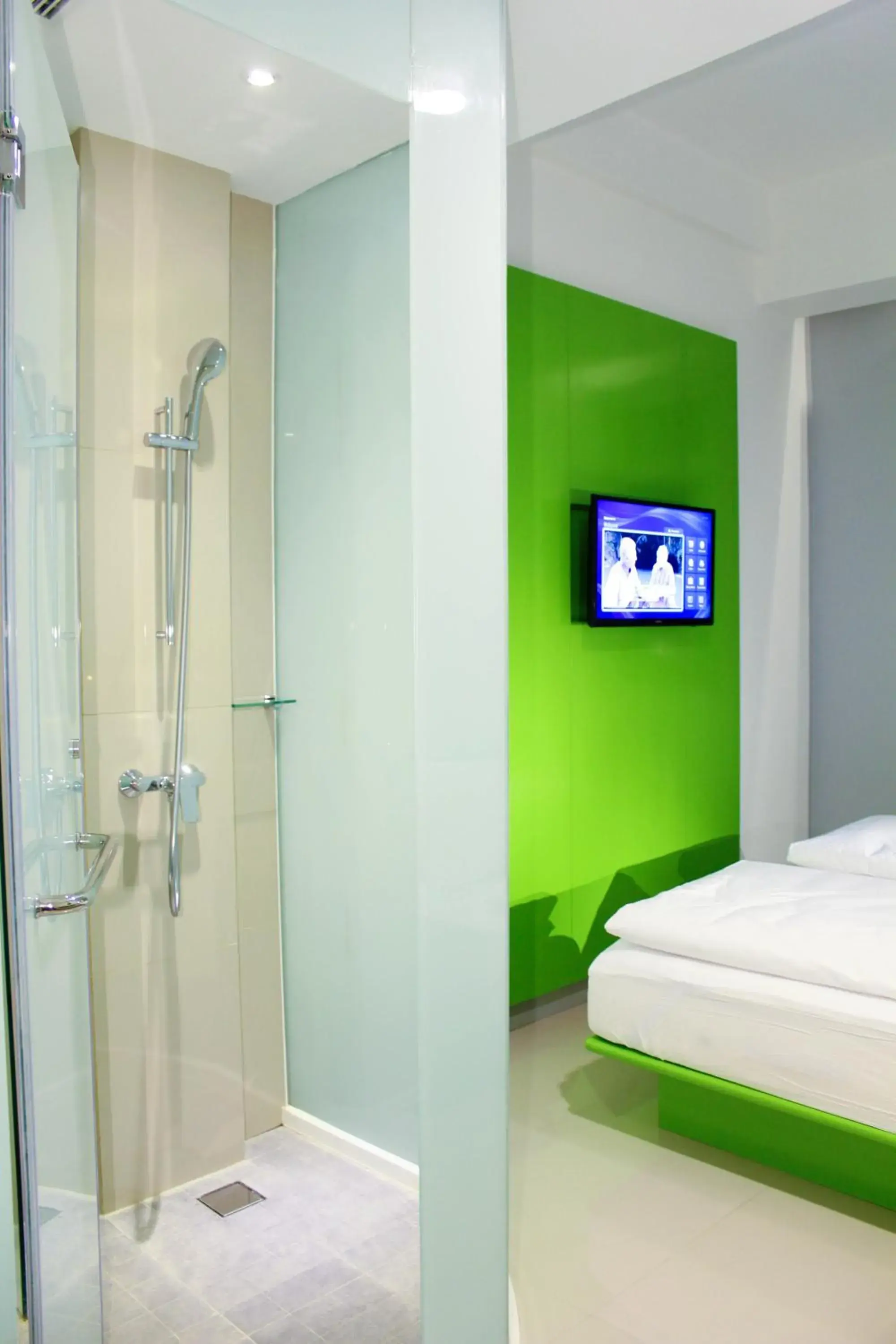 POP! Room in POP! Hotel Diponegoro POP! Room in POP! Hotel Diponegoro