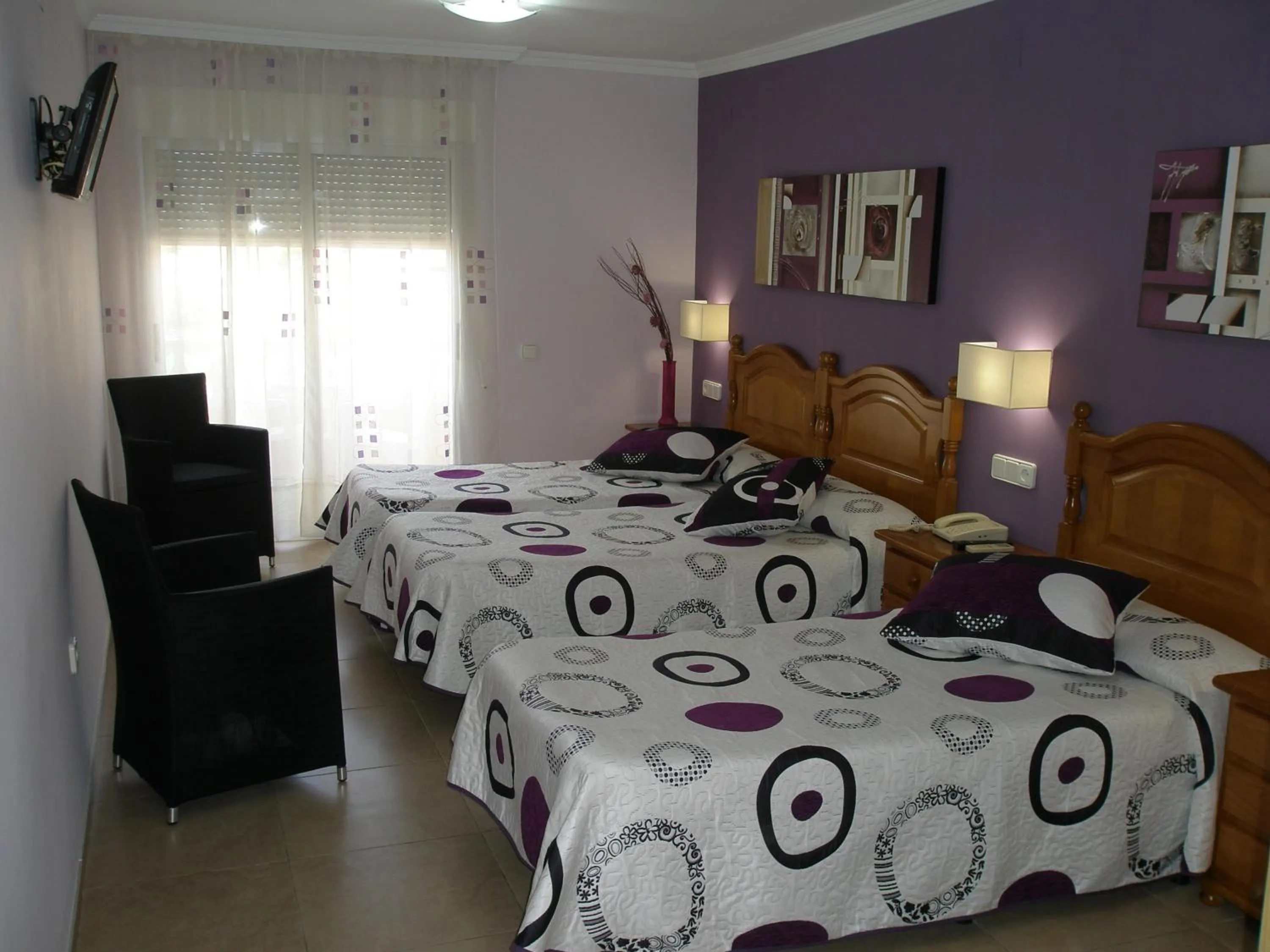 Photo of the whole room, Bed in Hotel Noguera El Albir