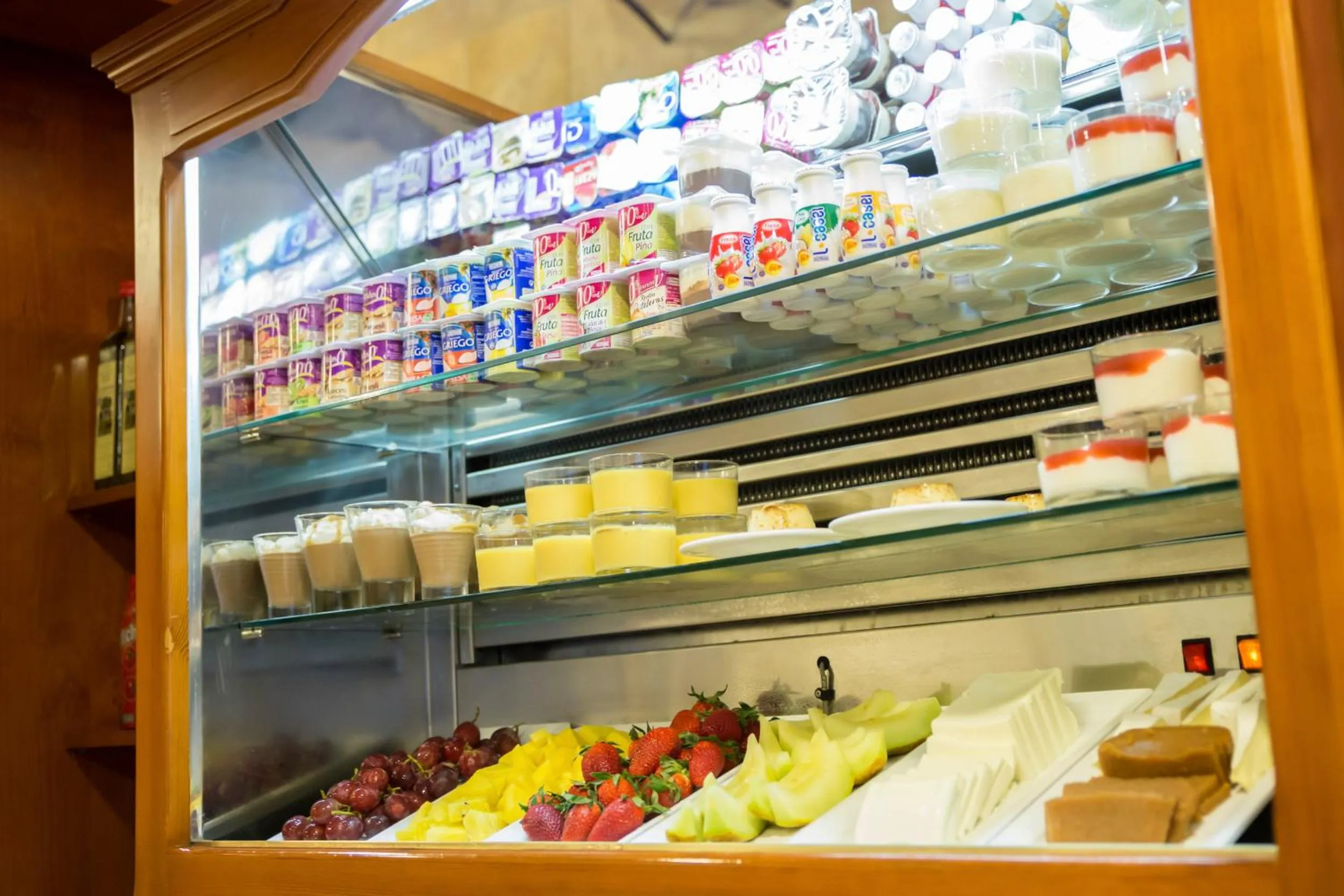 Restaurant/places to eat in Hotel Noguera El Albir