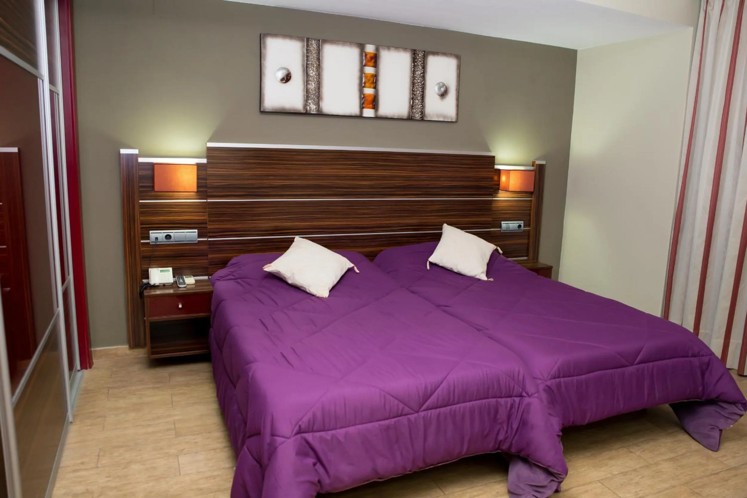 Photo of the whole room, Bed in Hotel Noguera El Albir