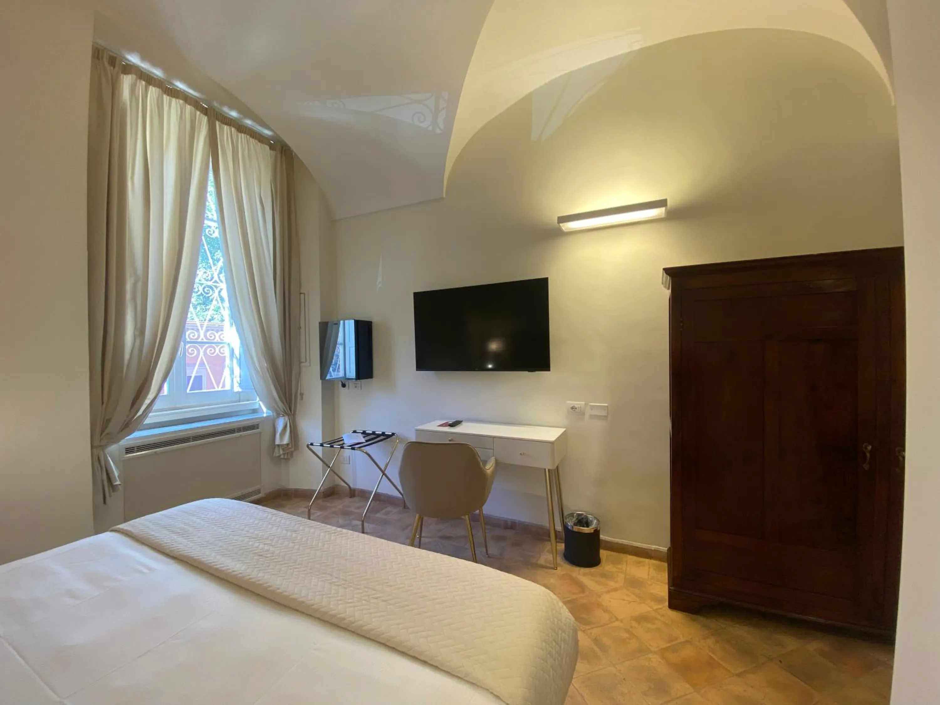 Bed in Basilica Hotel