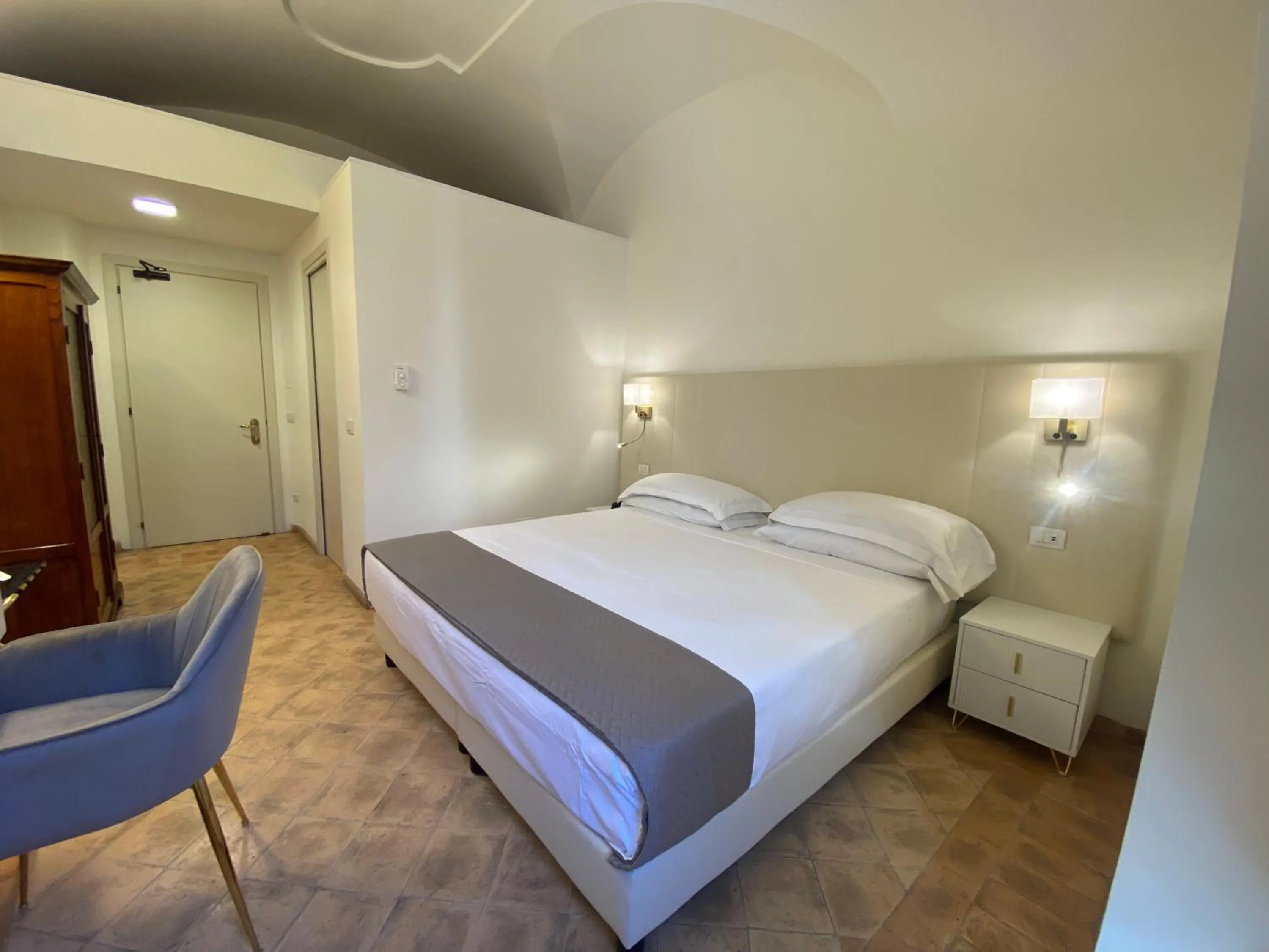 Bed in Basilica Hotel