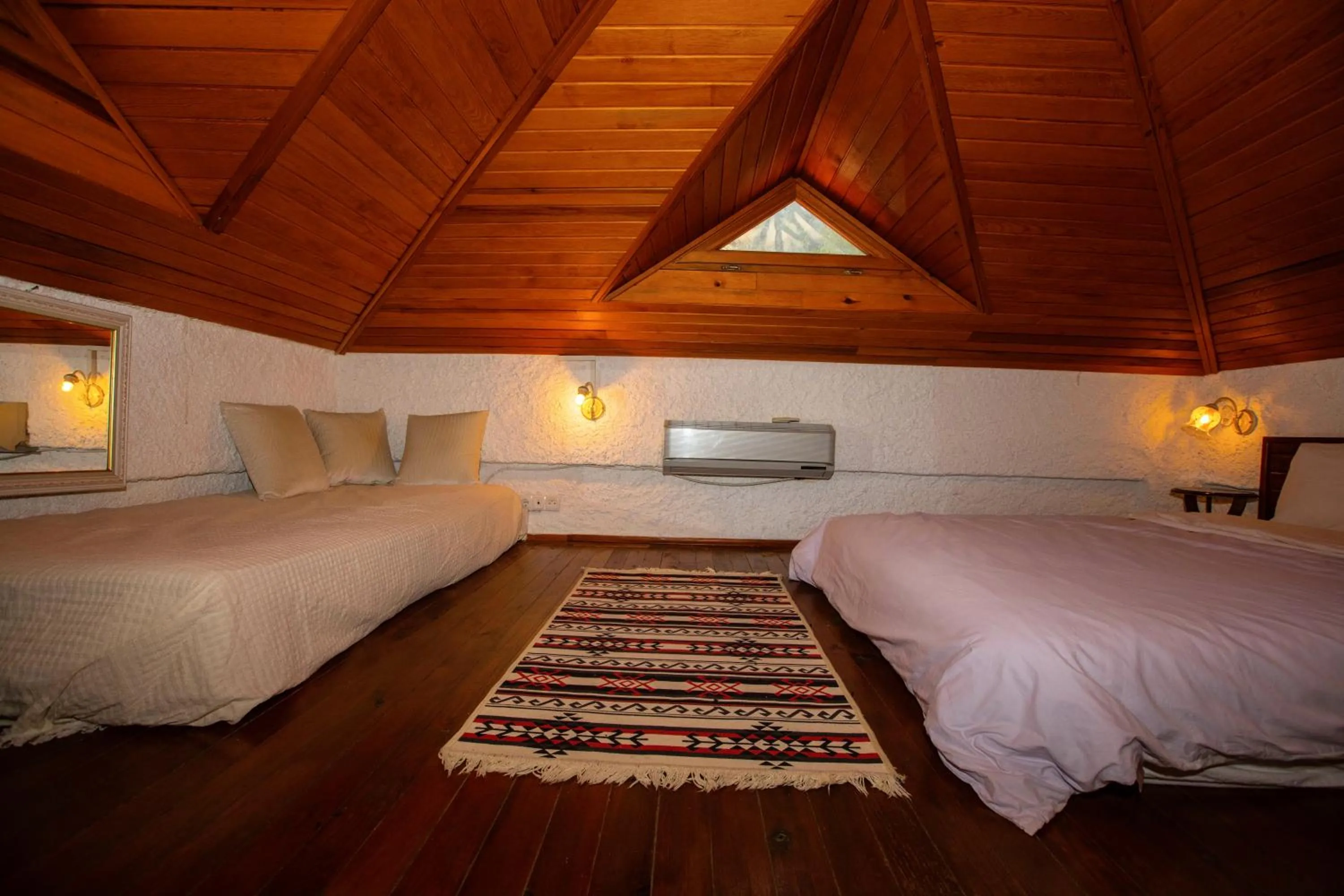 air conditioner, Bed in Şirince Klaseas Hotel&Restaurant