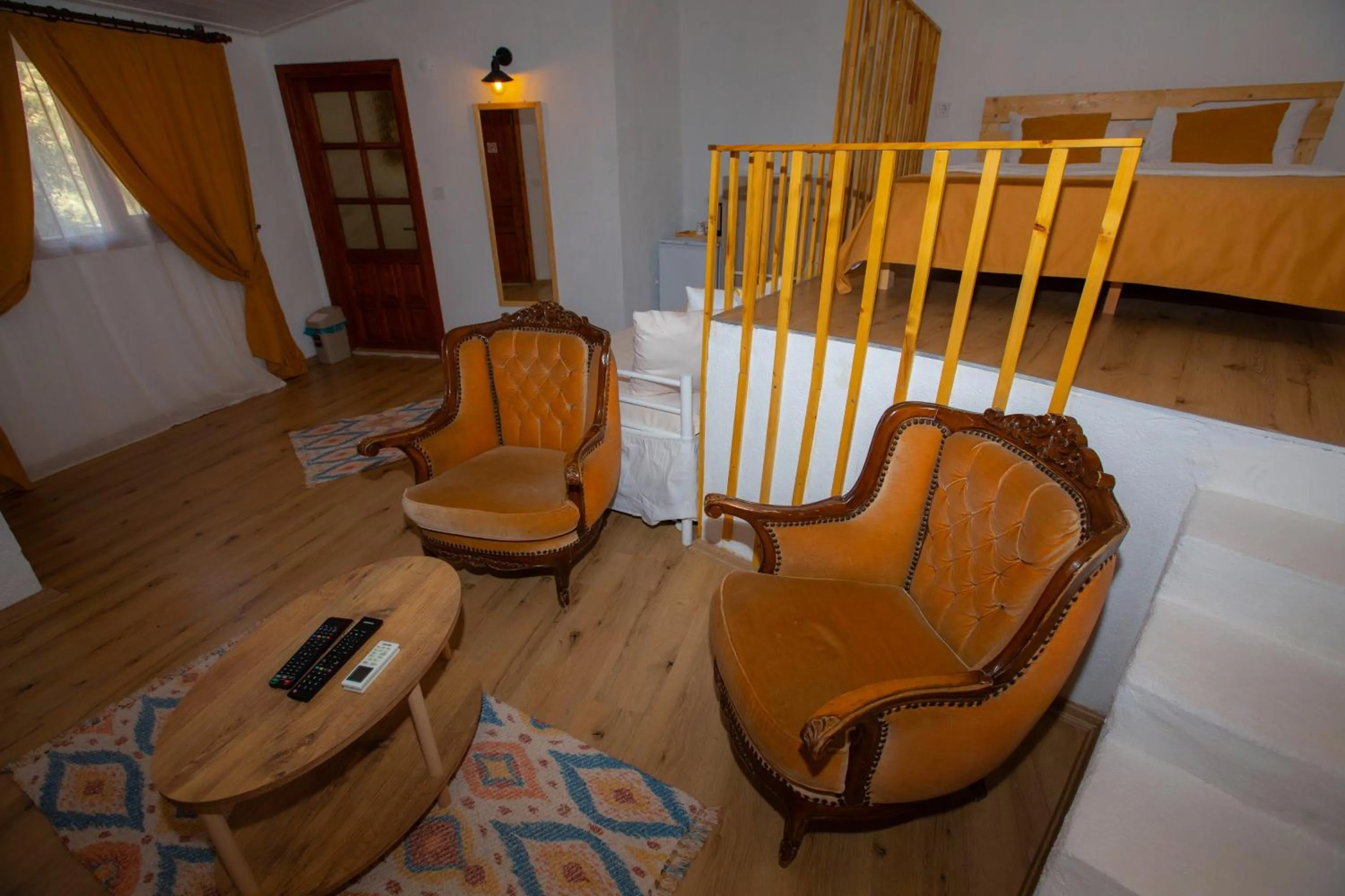 Seating area, Bed in Şirince Klaseas Hotel&Restaurant