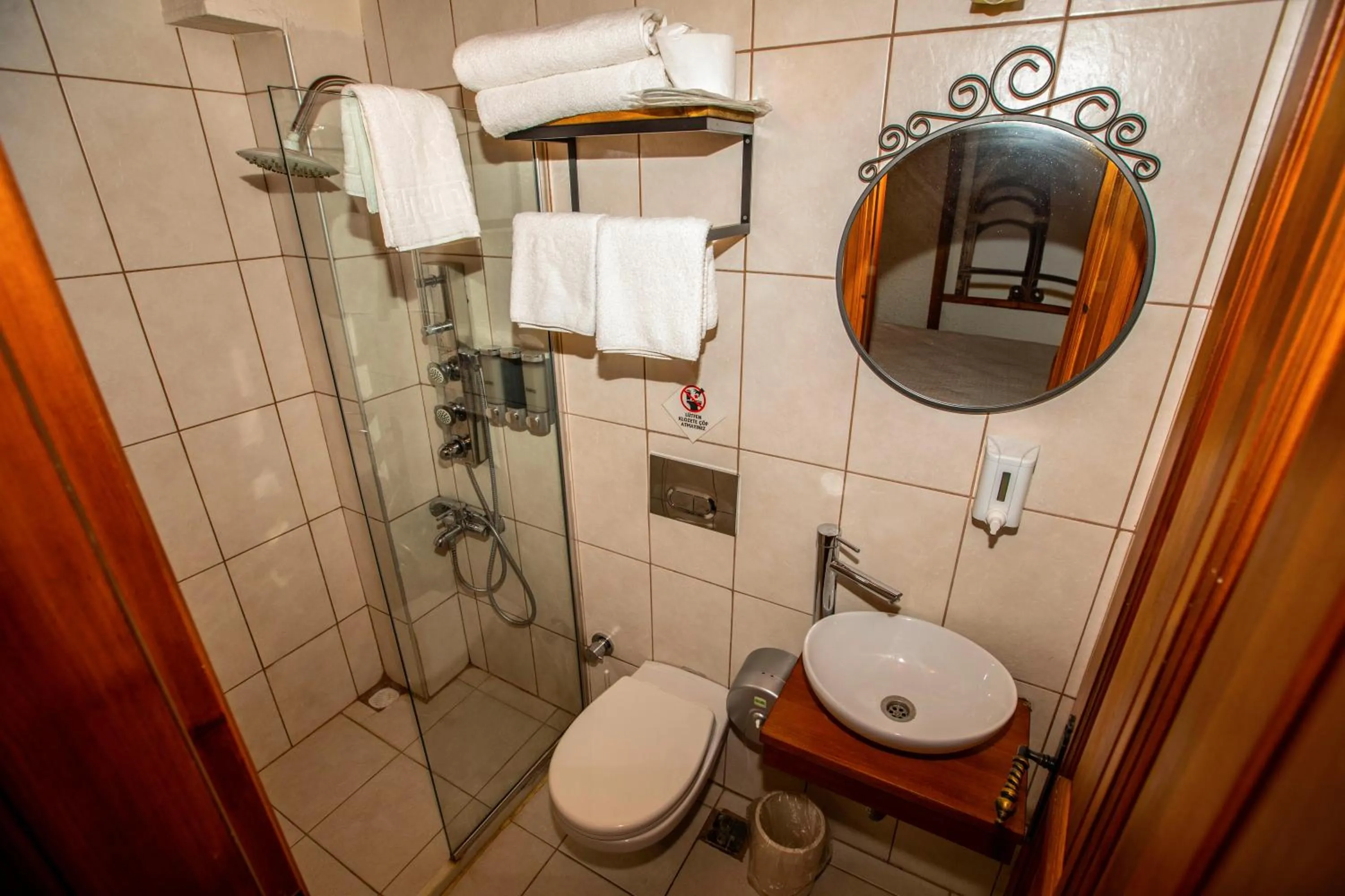 Bathroom in Şirince Klaseas Hotel&Restaurant