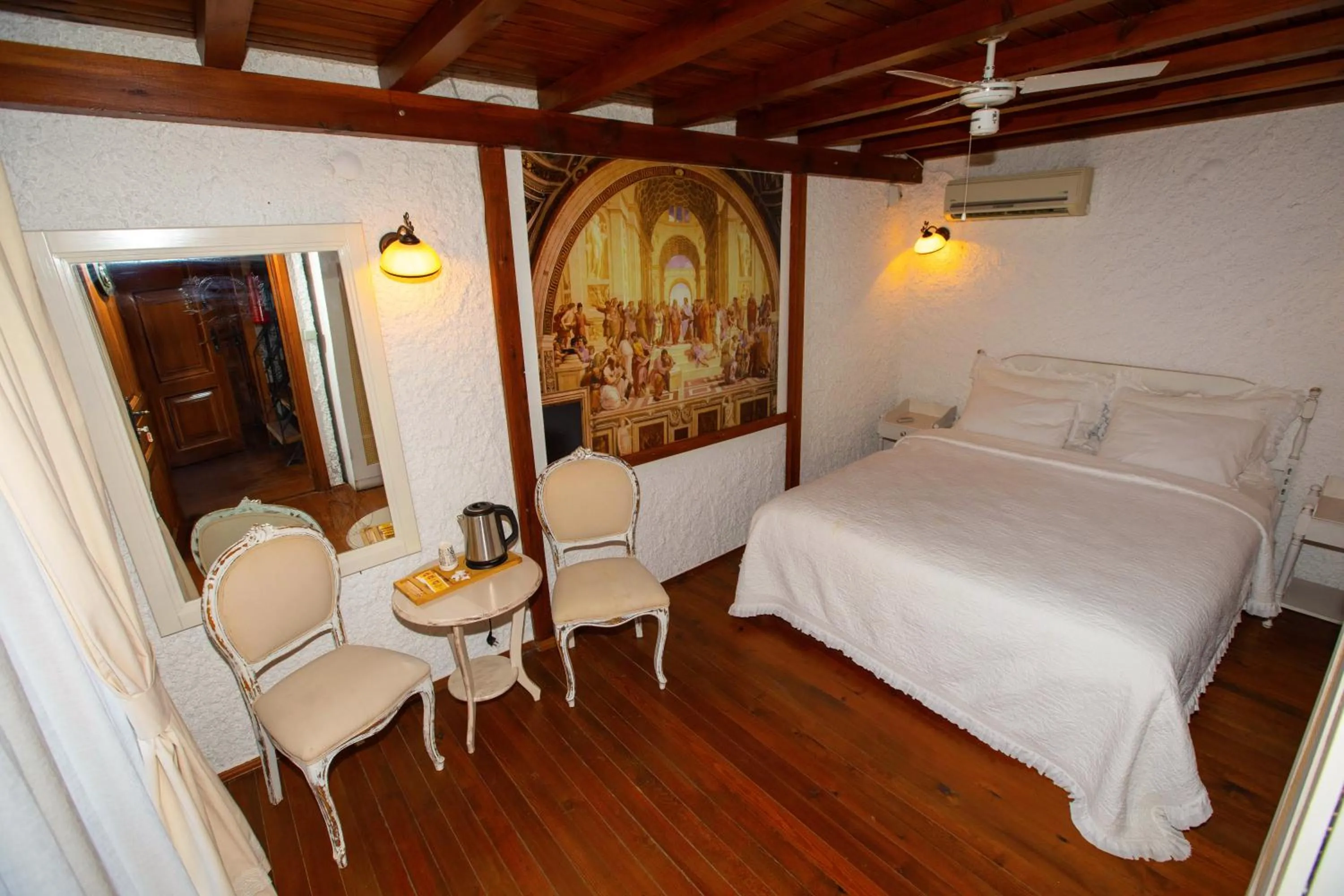 Bed in Şirince Klaseas Hotel&Restaurant