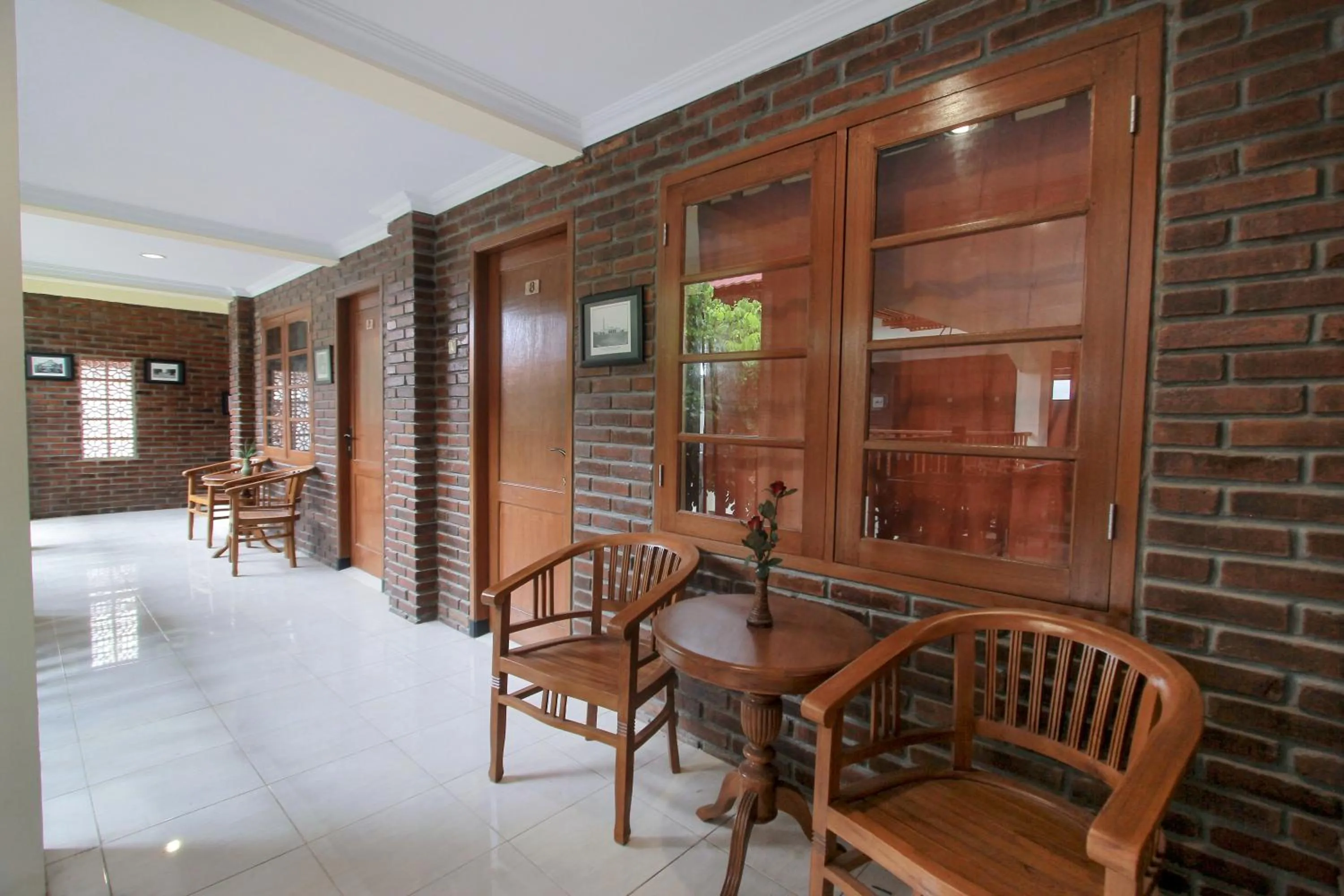 Garden in De Hostel Yogyakarta