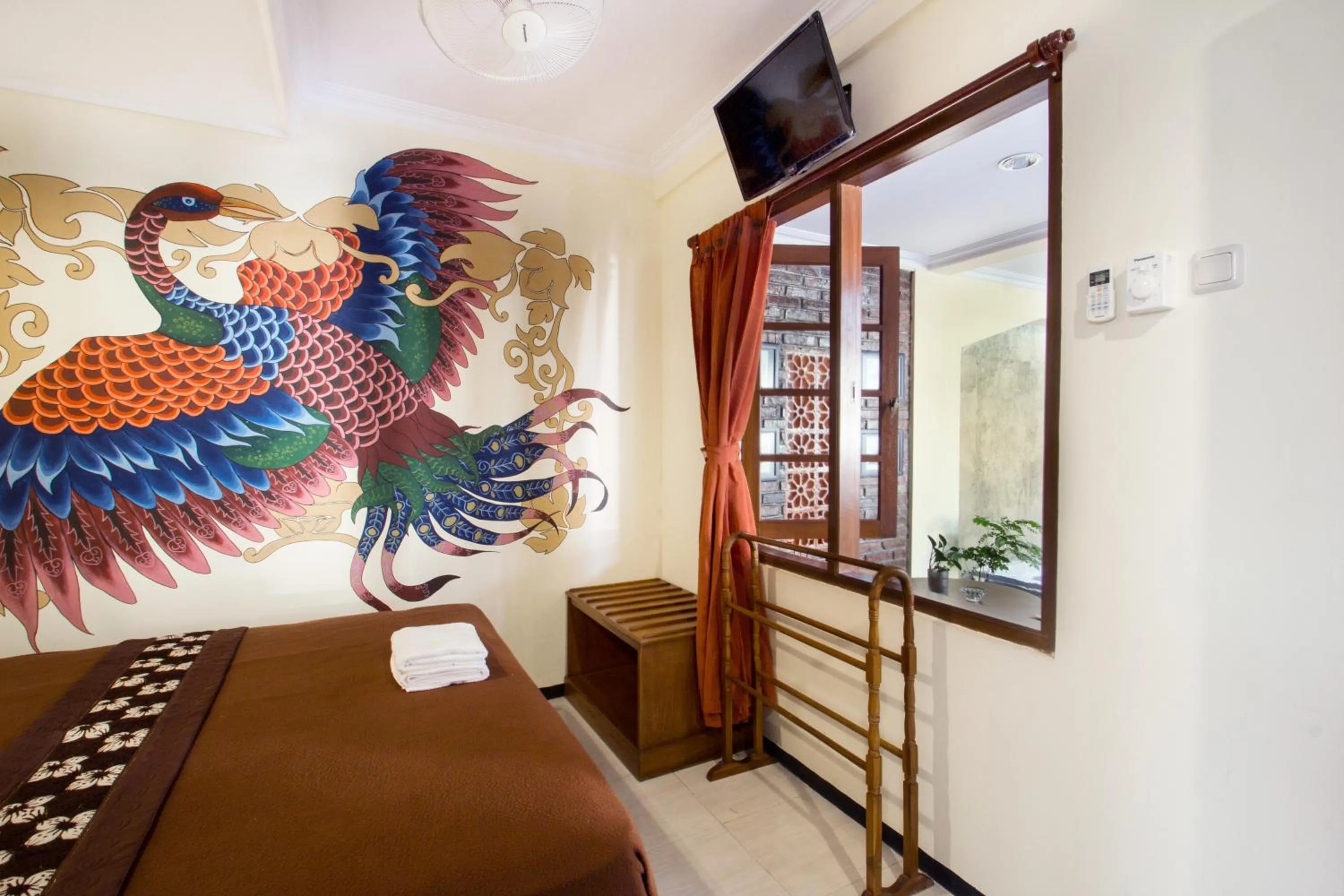 Garden, Bed in De Hostel Yogyakarta