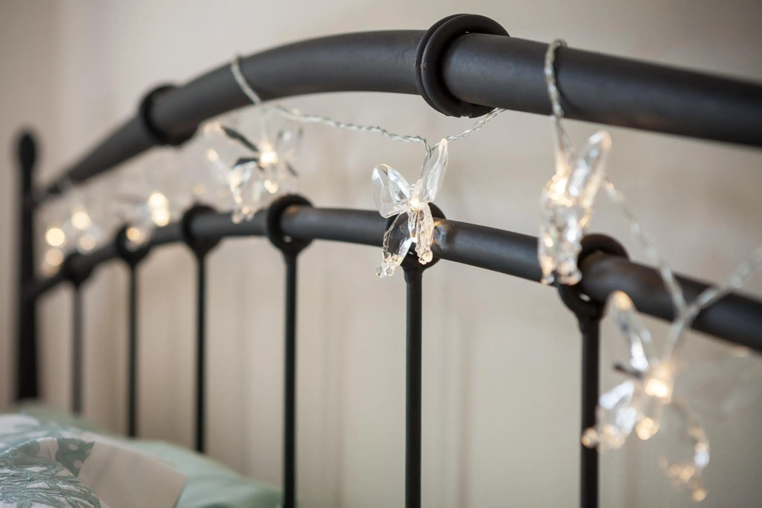 Decorative detail in Skipbridge Farm Cottages