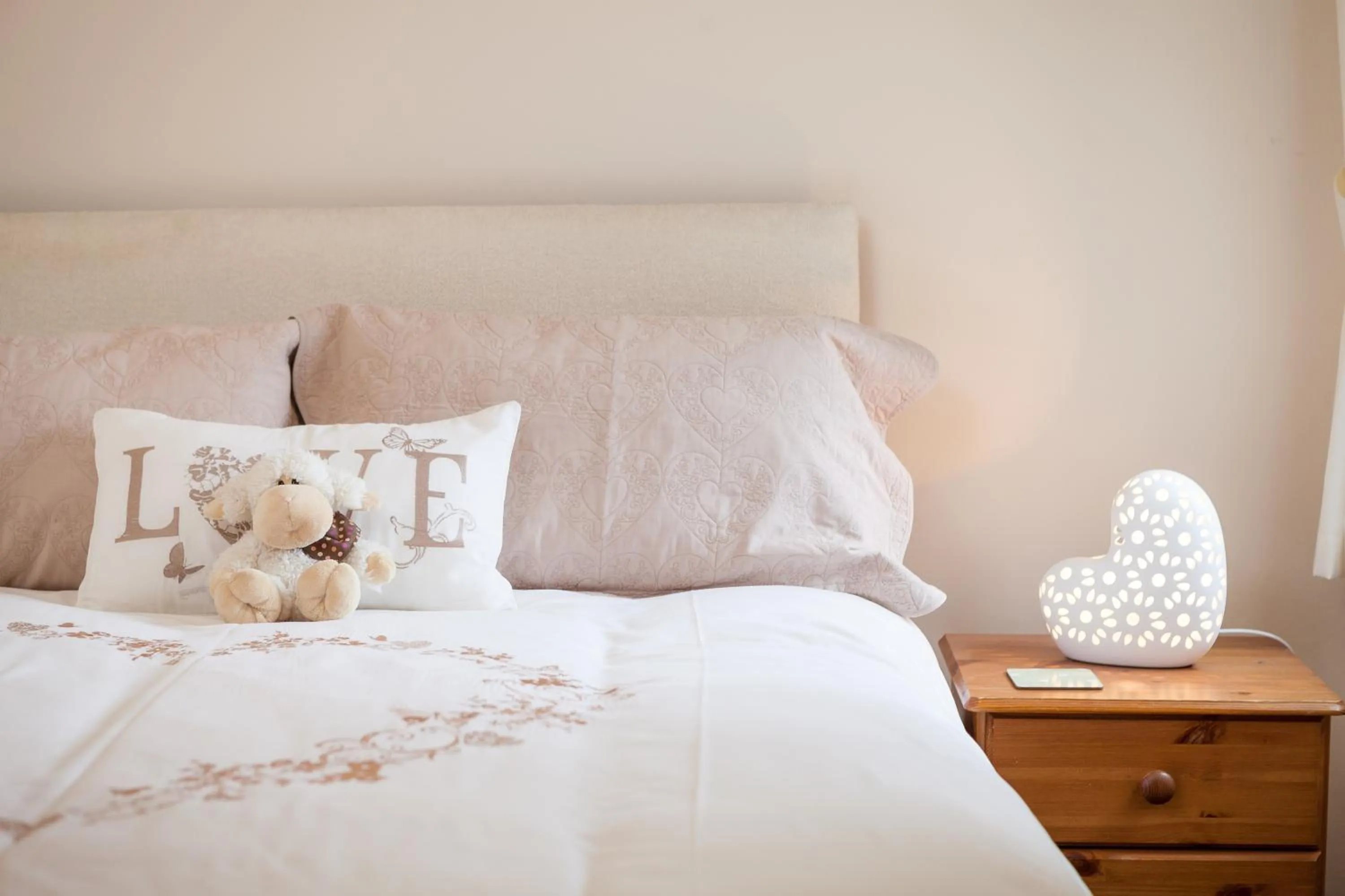 Decorative detail, Bed in Skipbridge Farm Cottages