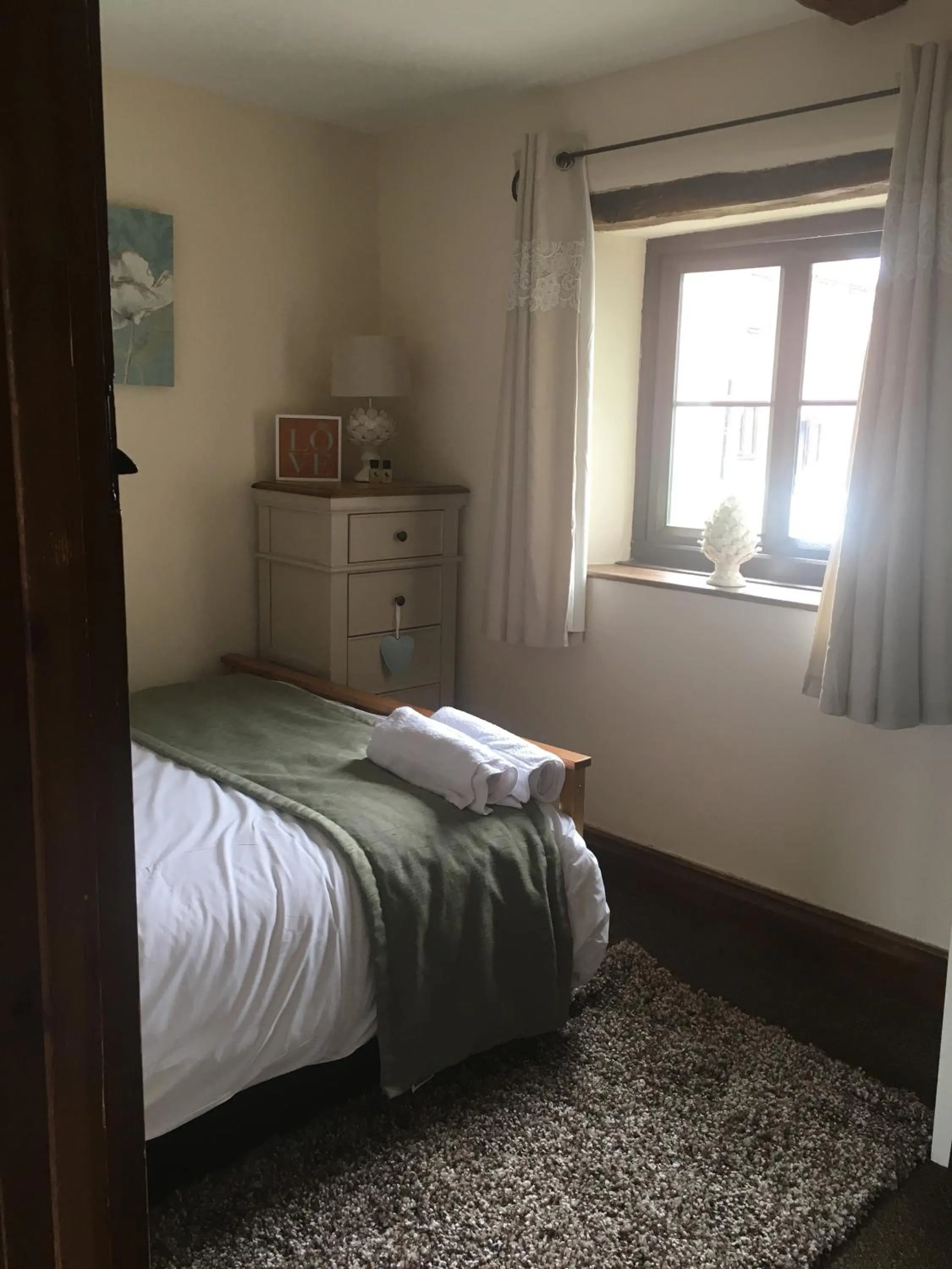 Bed in Skipbridge Farm Cottages