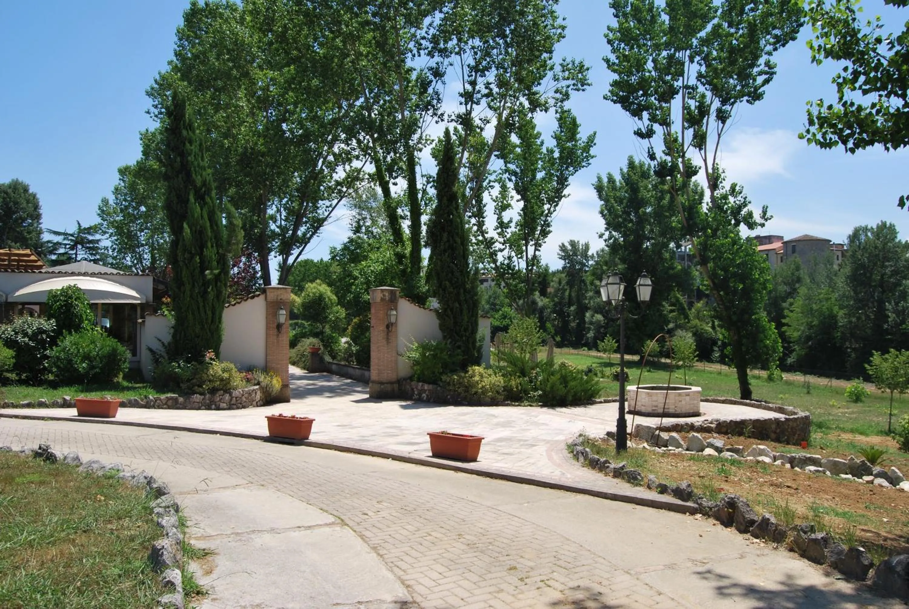 Facade/entrance in La Vignola Country Hotel