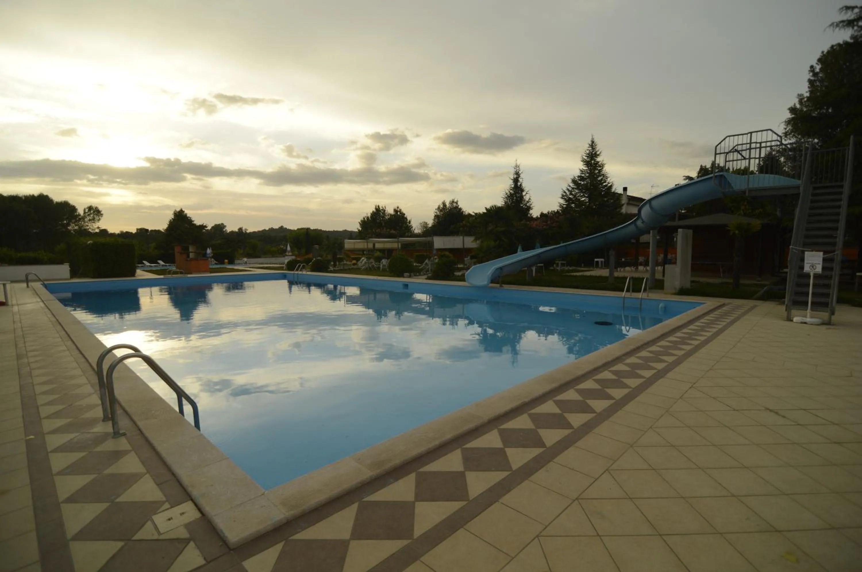 Swimming pool in La Vignola Country Hotel
