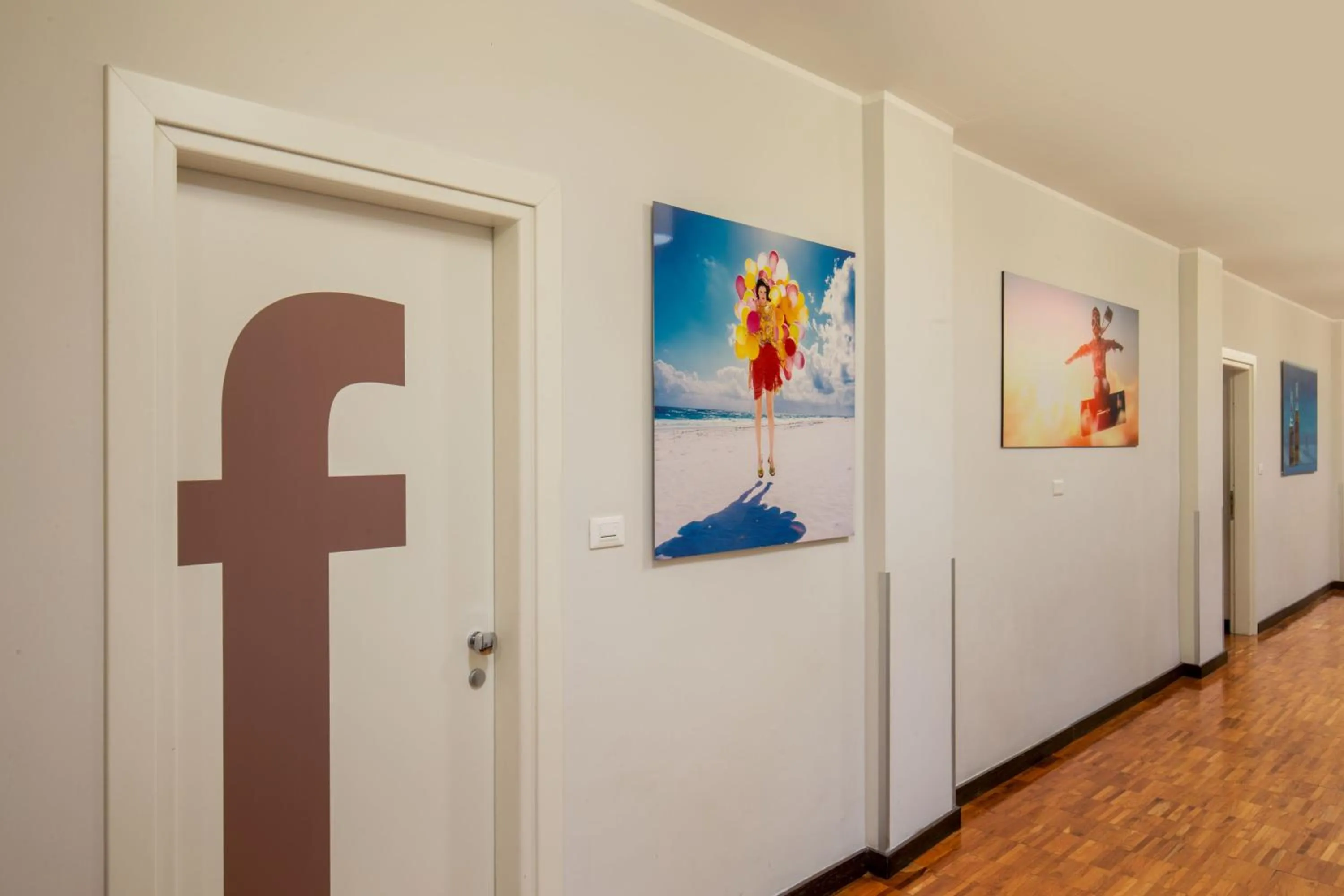 Decorative detail in Suitedreams