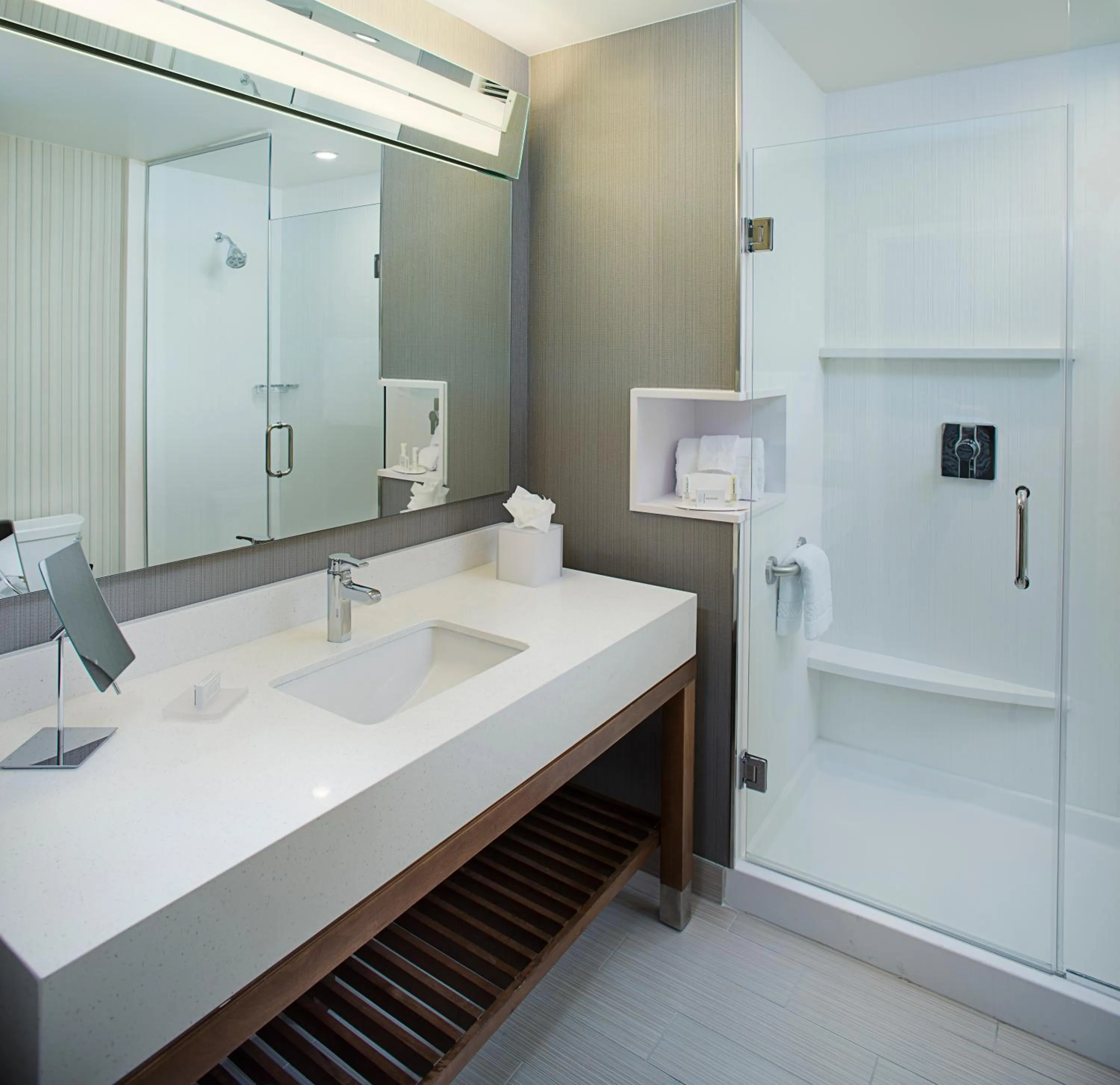 Bathroom in Courtyard by Marriott Dallas Carrollton and Carrollton Conference Center