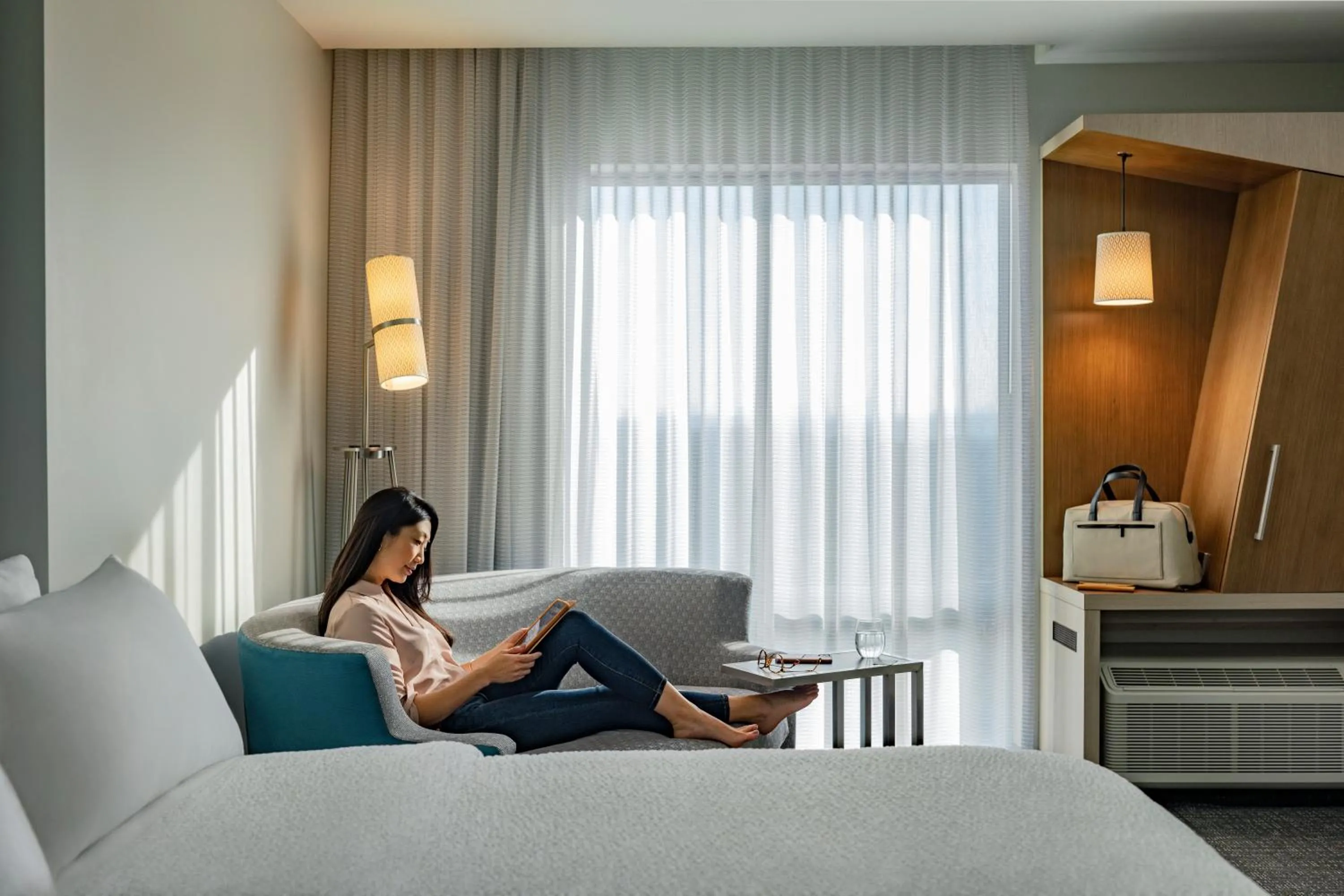 View (from property/room), Bed in Courtyard by Marriott Morgantown