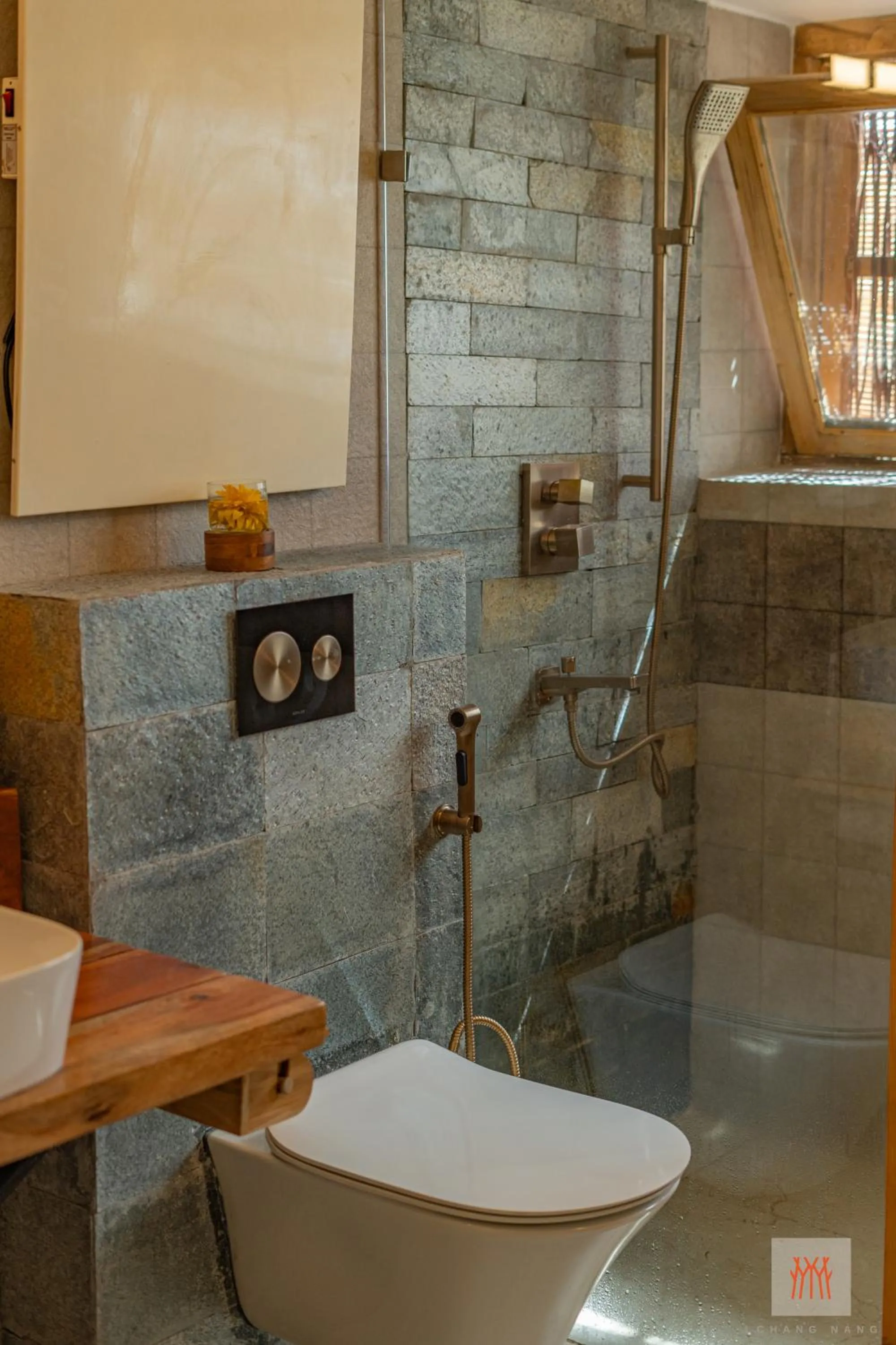 Shower in Lchang Nang Retreat-THE HOUSE OF TREES-Nubra Valley