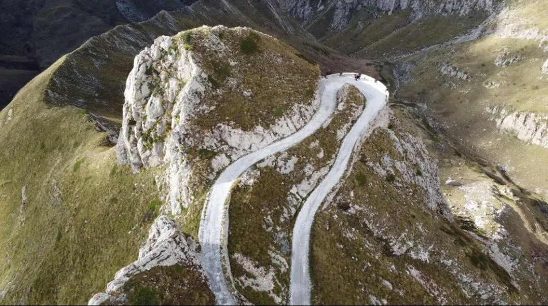 Cycling in La Cà ët Mec