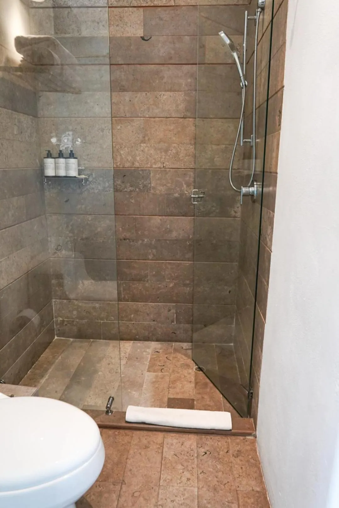 Bathroom in Sophia Hotel By OxoHotel