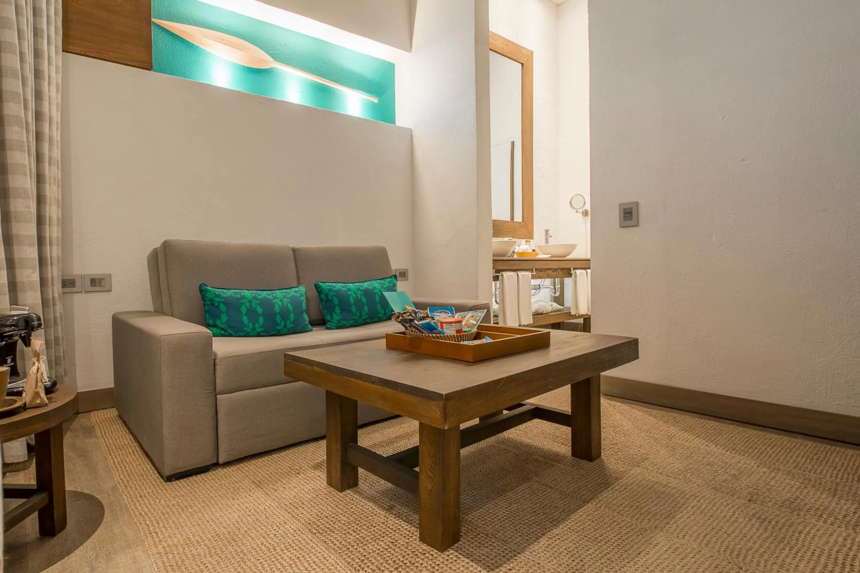 Seating area in Sophia Hotel By OxoHotel