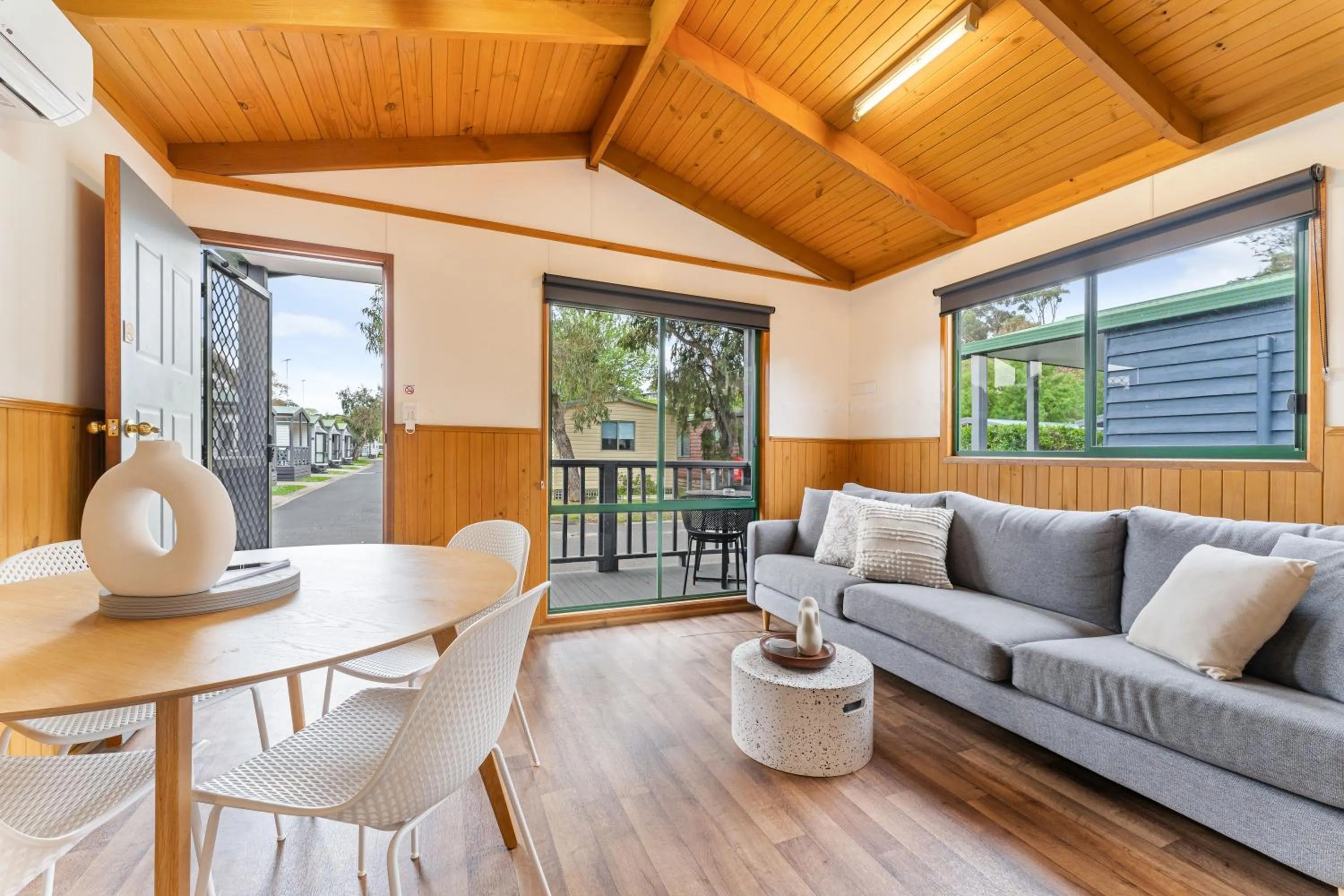 Standard Cabin (2BR) - Sleeps 6 in Tasman Holiday Parks - Geelong
