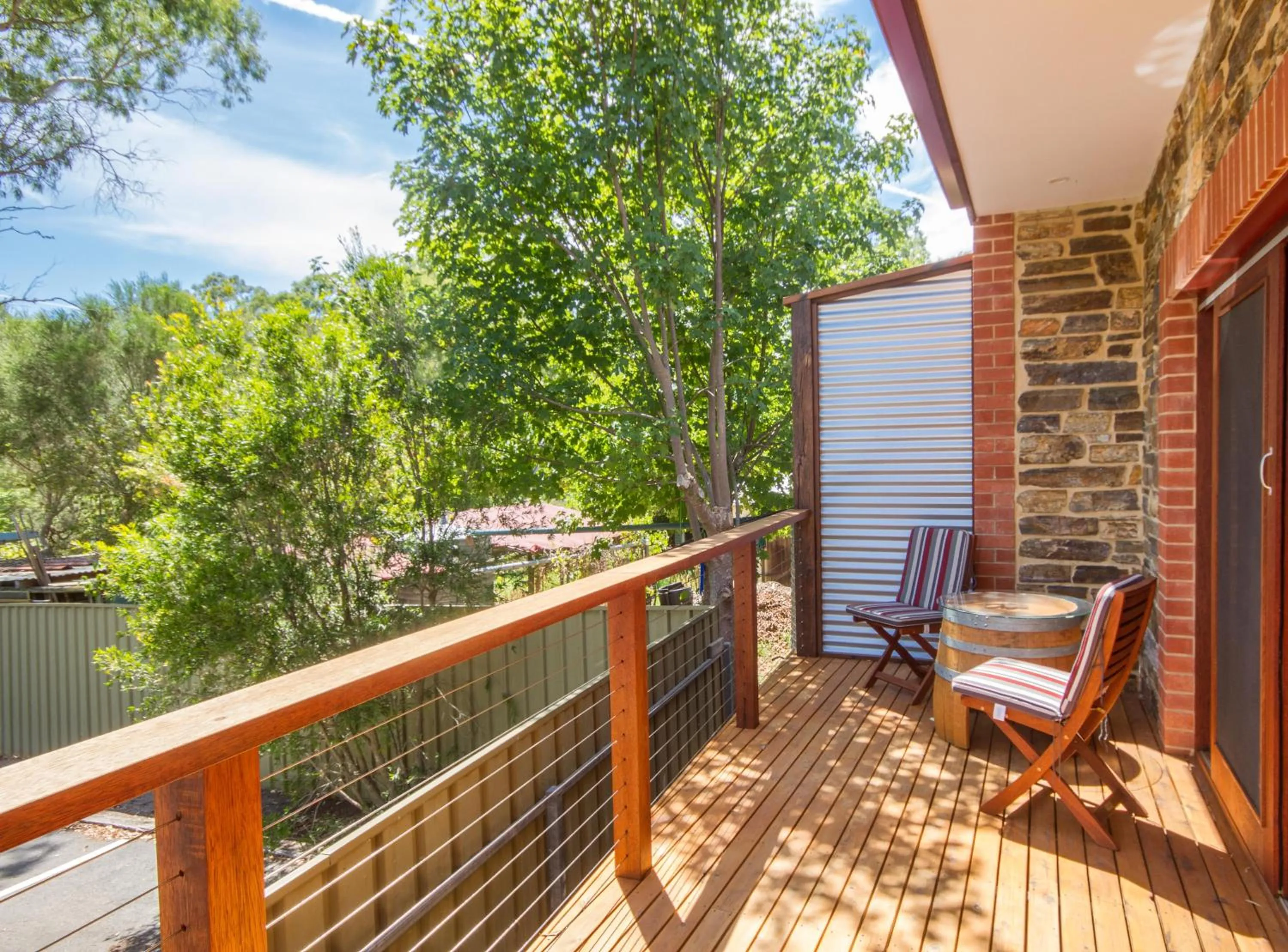 Balcony/Terrace in Birdwood Motel