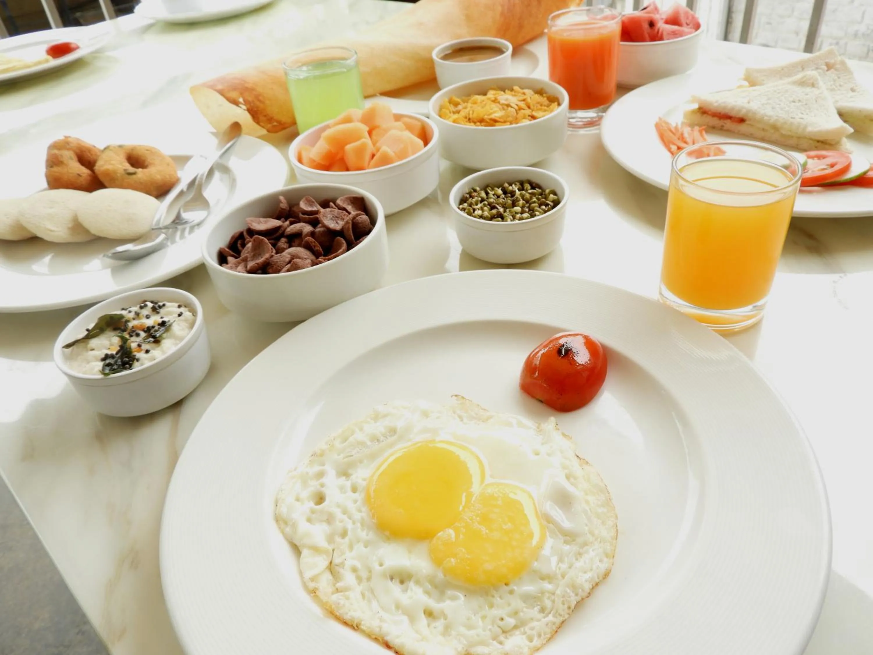 Breakfast in Urban Hermitage