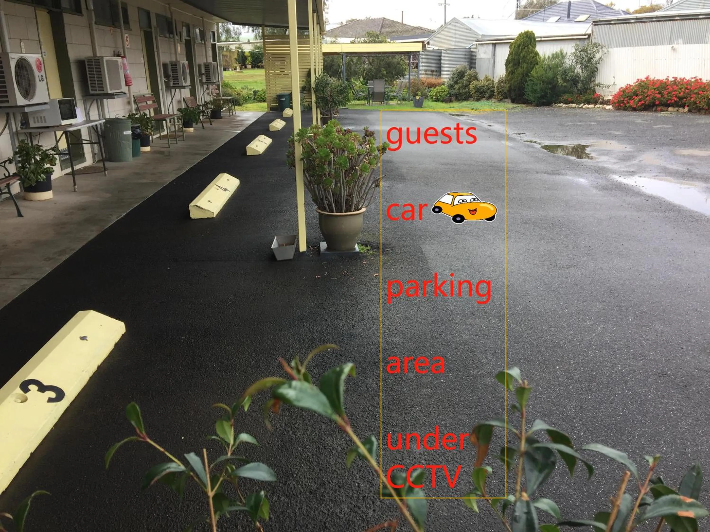 Property building in Donald Riverside Motel