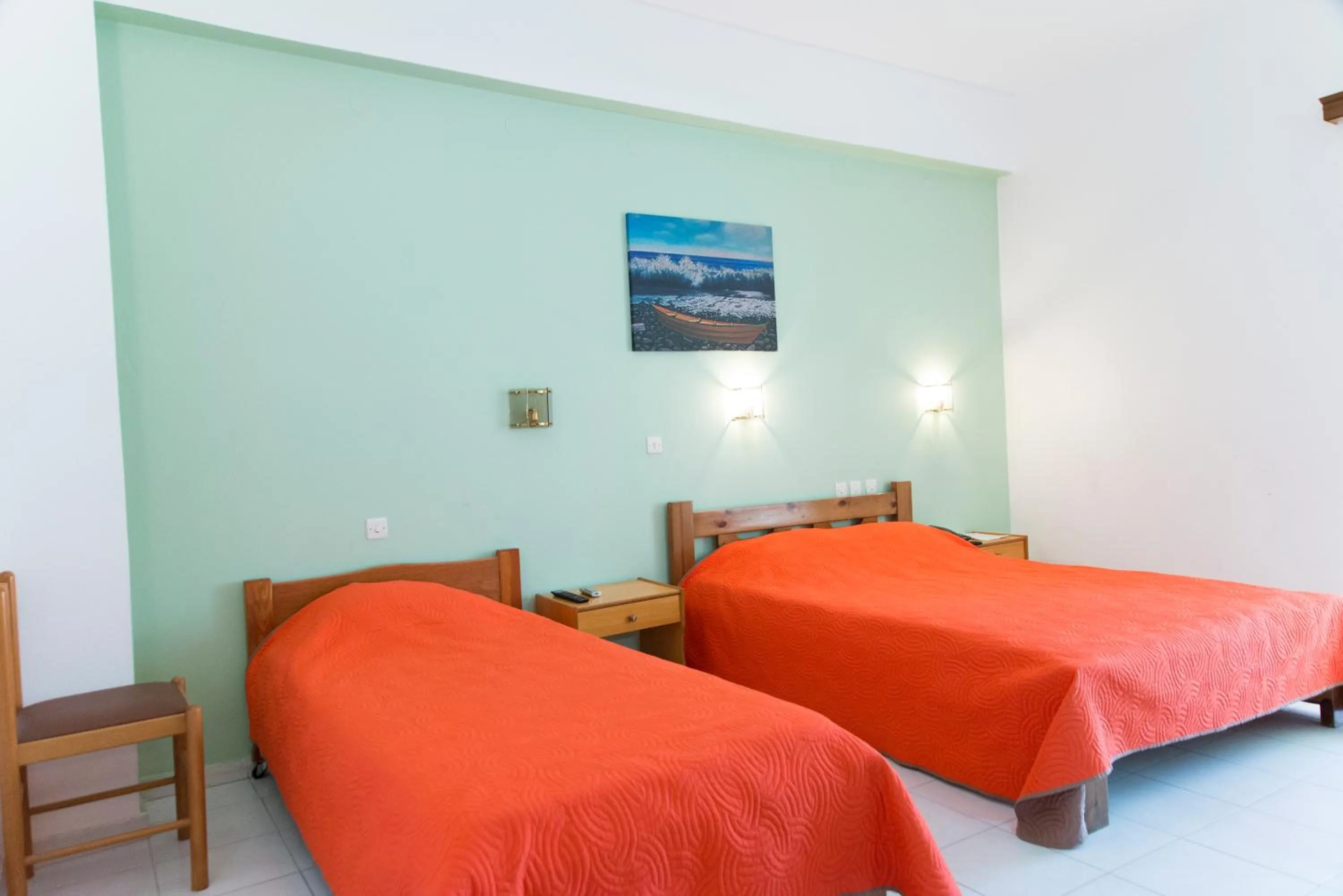 Photo of the whole room, Bed in Athina Hotel