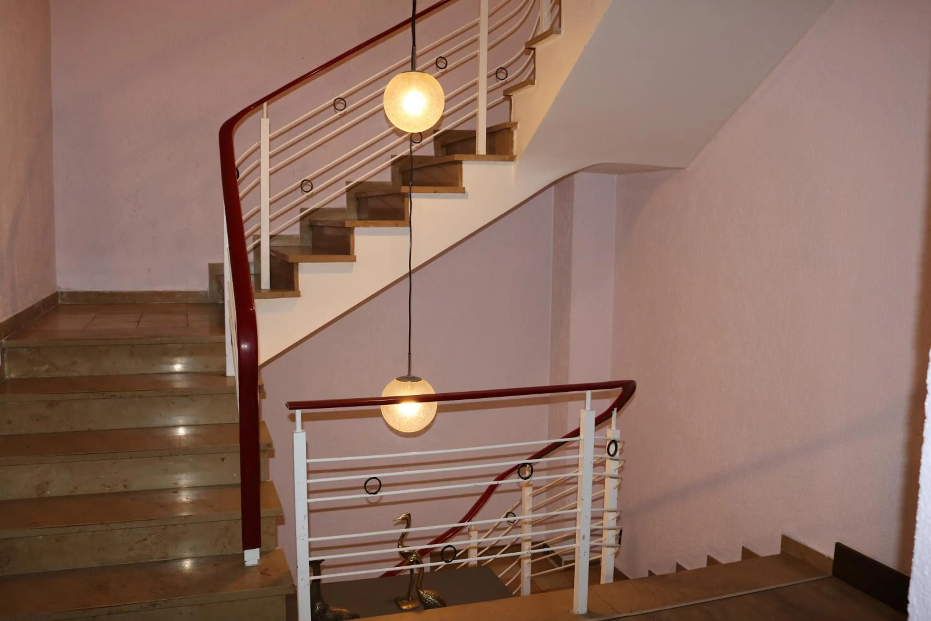 Facade/entrance in Louis Hotels